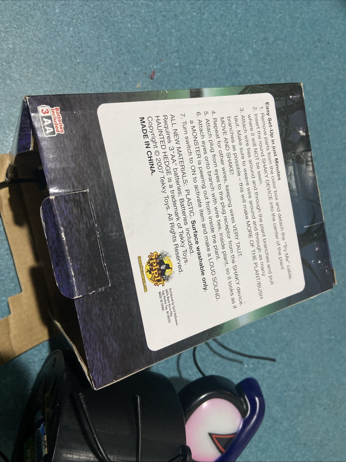 Spirit Halloween haunted hedge shakes light sound ( Still Attached To Box)