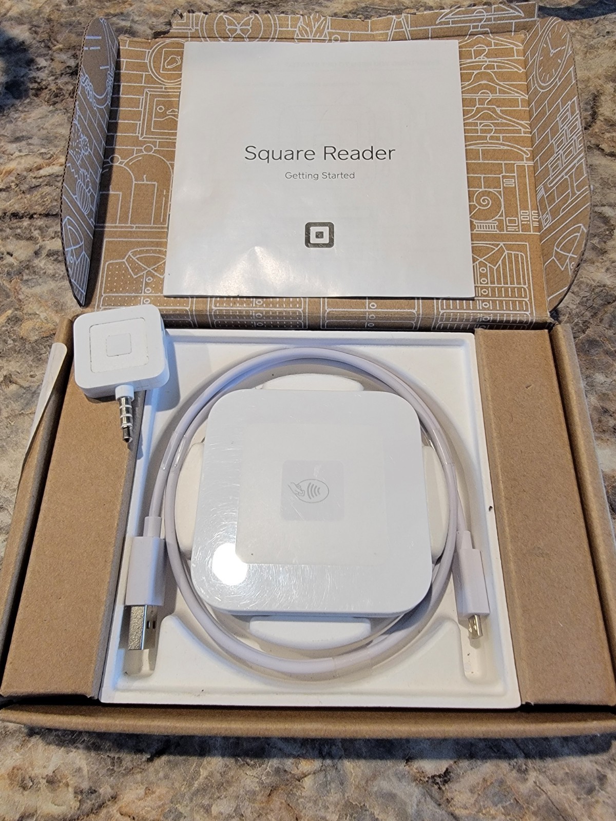 Square POS Magnetic Debit And Credit Card And Chip Readers