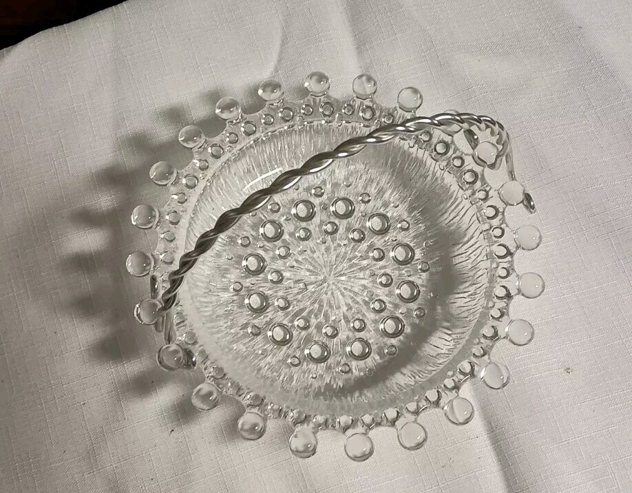 VTG Clear Glass Silver Tone Removable Handle Basket 6.5" Round Hobnail  Trim