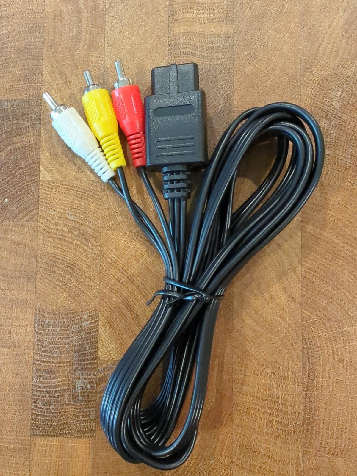 NEW Composite AV Cable for Nintendo Systems SNES Famicon N64 Gamecube Game RCA