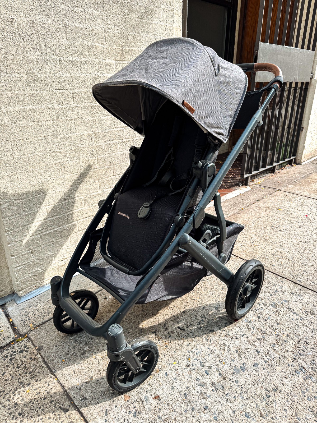 UPPAbaby Vista V2 Stroller - Excellent Condition