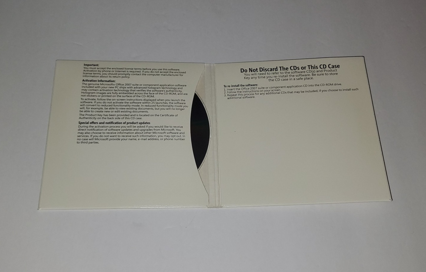 Microsoft Office Basic 2007 Software CD Disc w/ Product Key