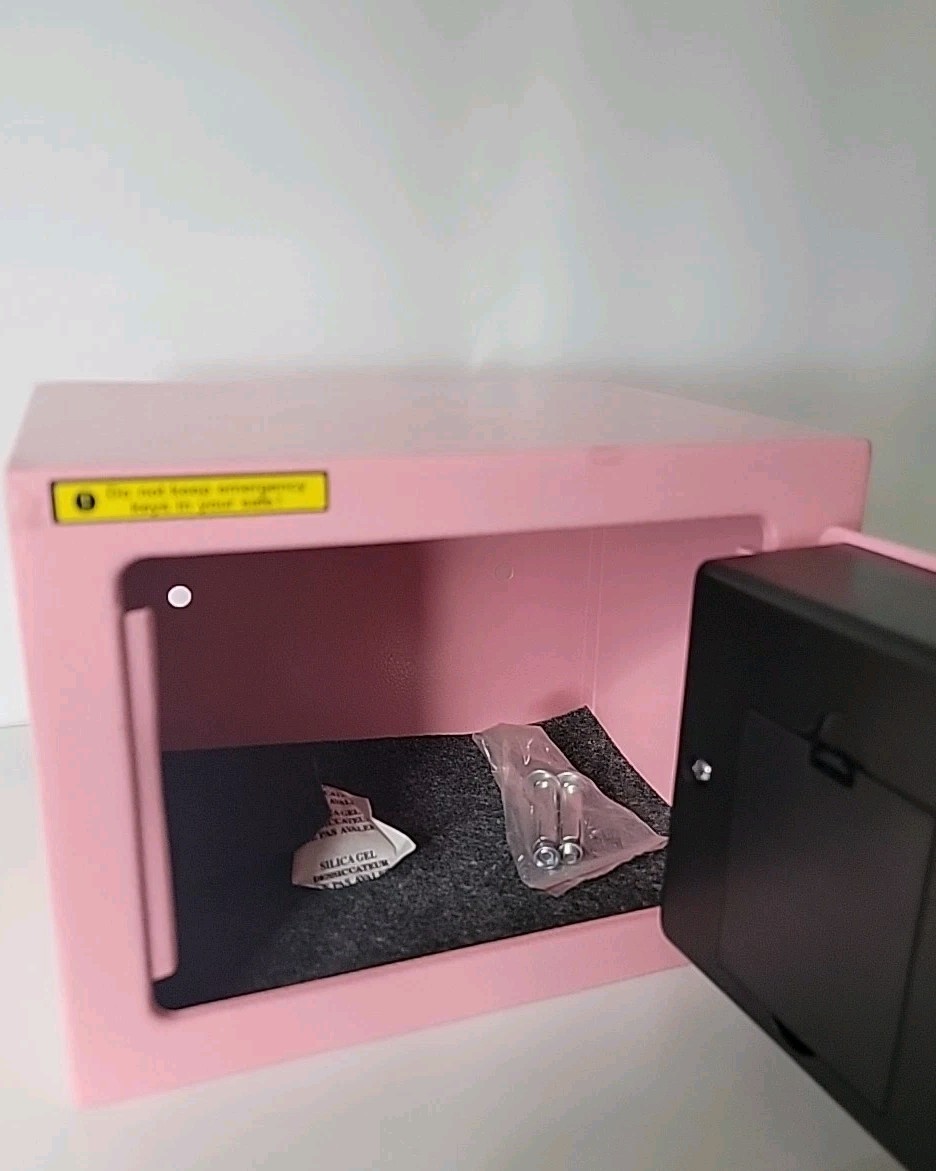 Intelligent Electronic Safe, Pink, Some Paint Touch-up (See Pictures), 2 Keys