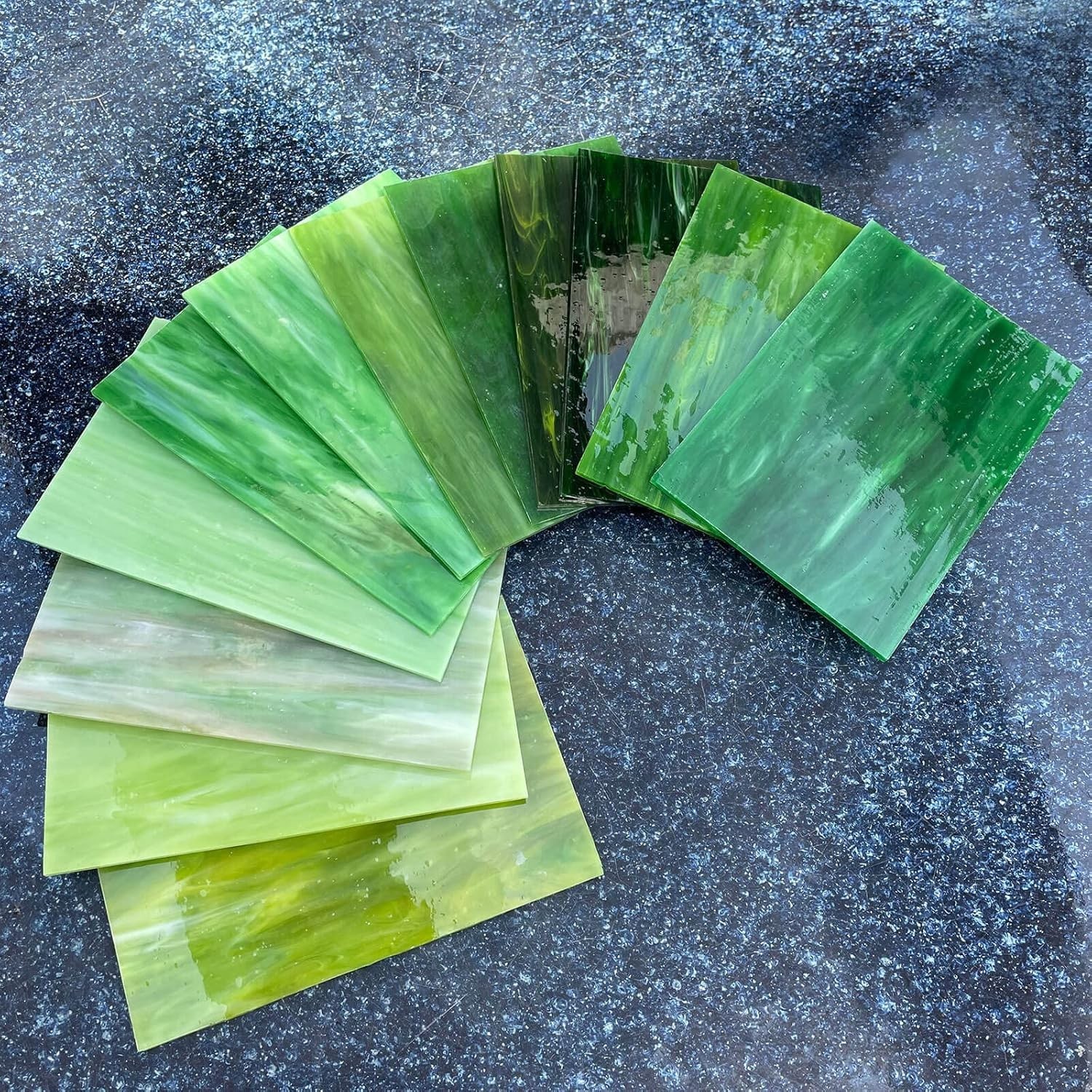 LITMIND 12 Sheets Green Stained Glass Sheets, 4 x 6"L*4"W(12pcs), Mixed