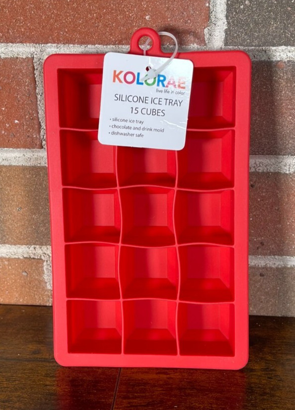 NWT Kolorae Silicone Ice Tray 15 Cubes Red
