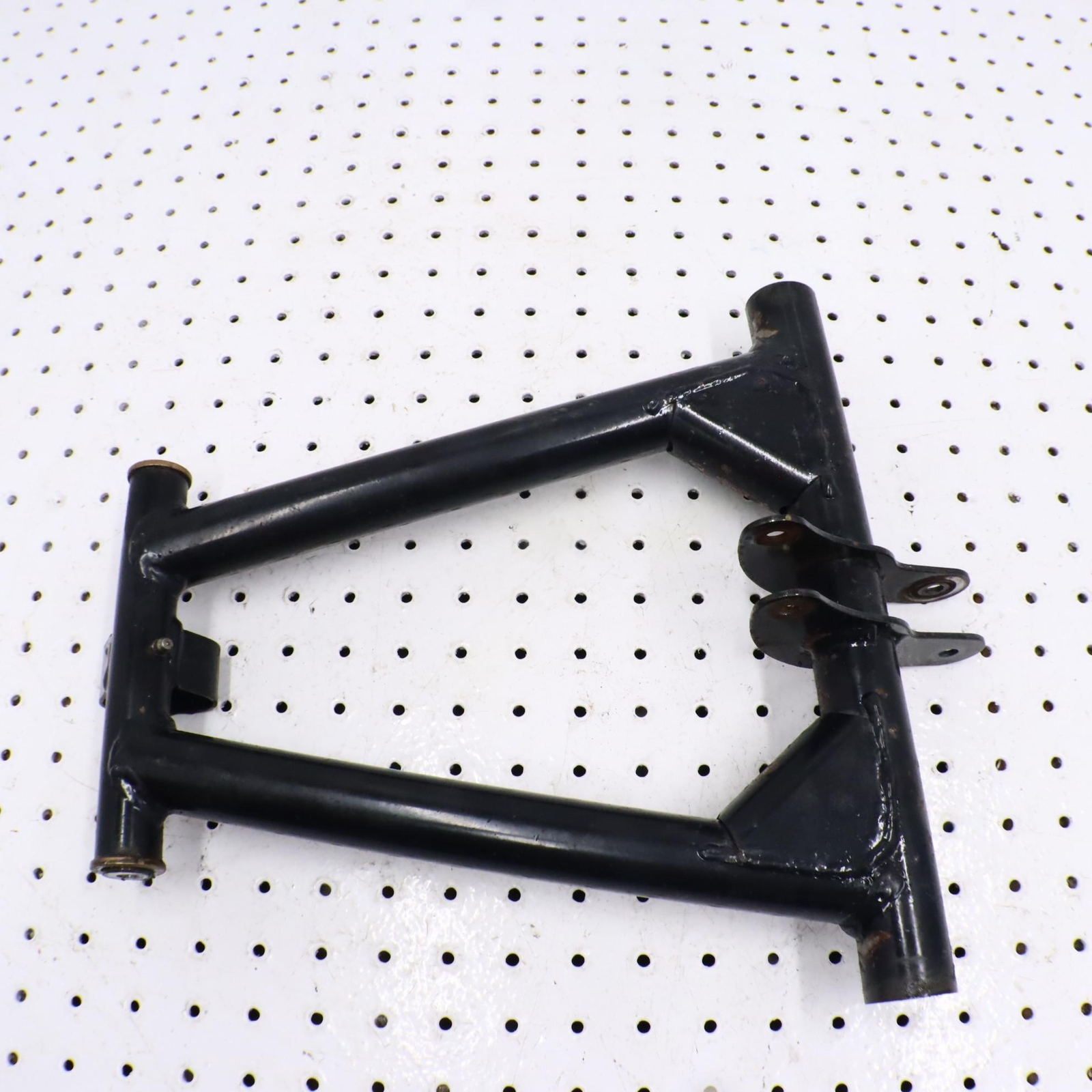 2015 ARCTIC CAT M8000 REAR TORQUE ARM IDLER ARM 2704-420