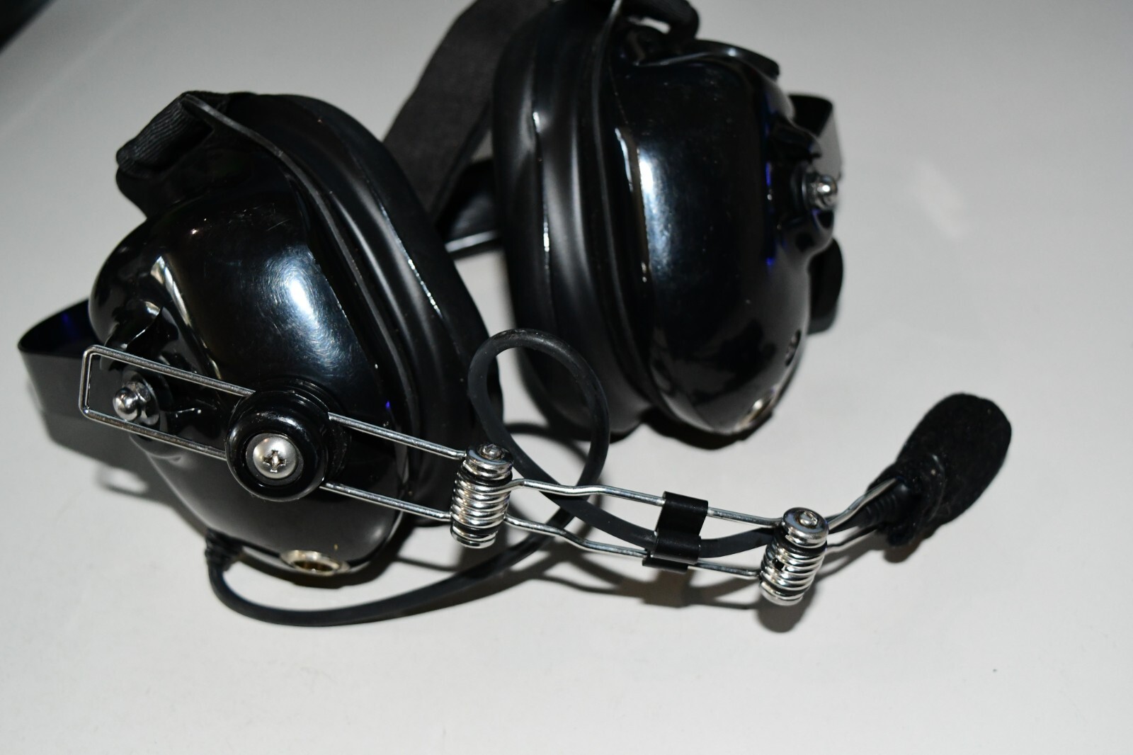 Avcomm Headset - Dual Plug - Aviation Communications Inc. UNKNOWN MODEL W3A3