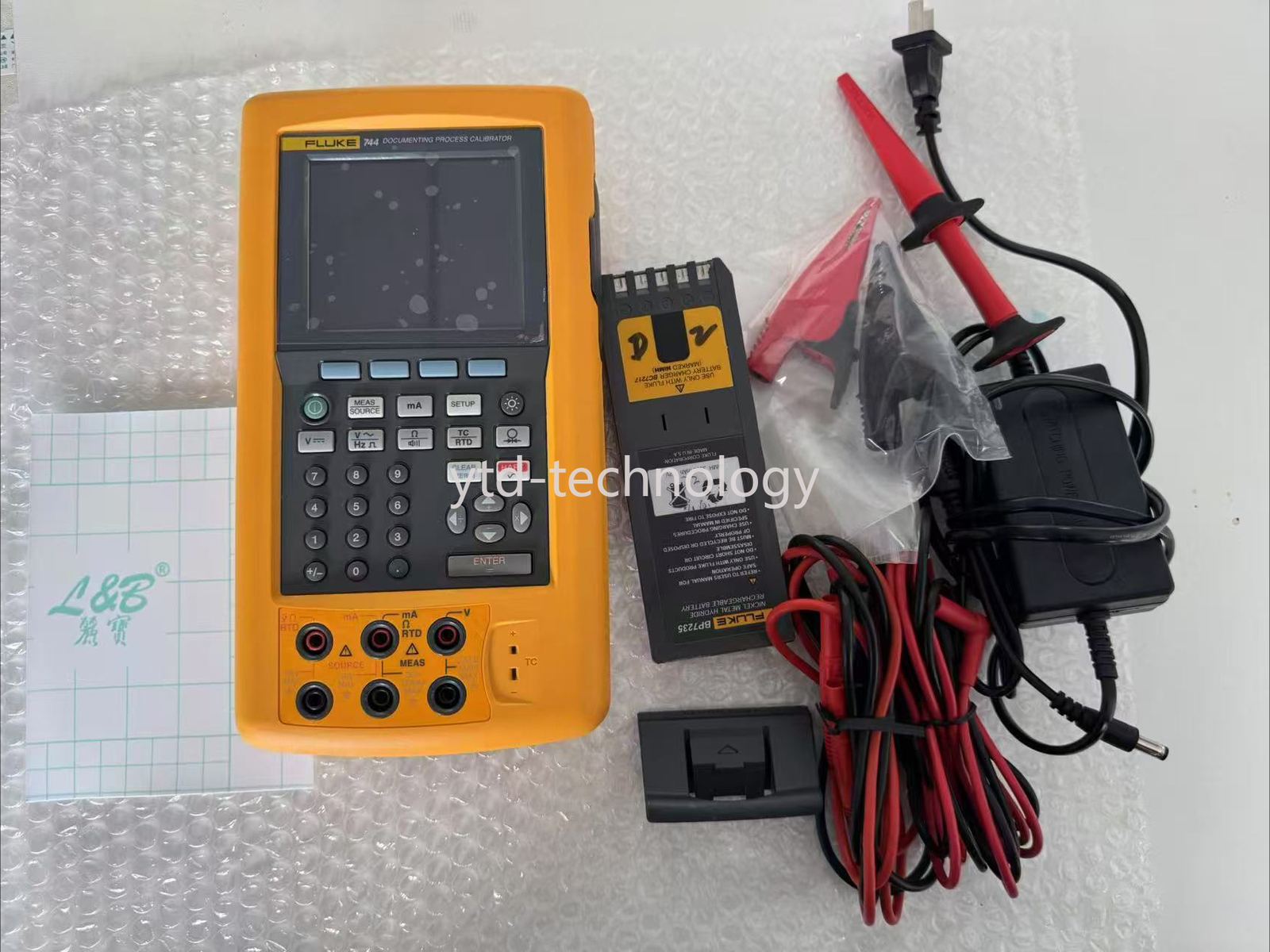 Fluke 744 Record multi-function process calibrator/used /DHL