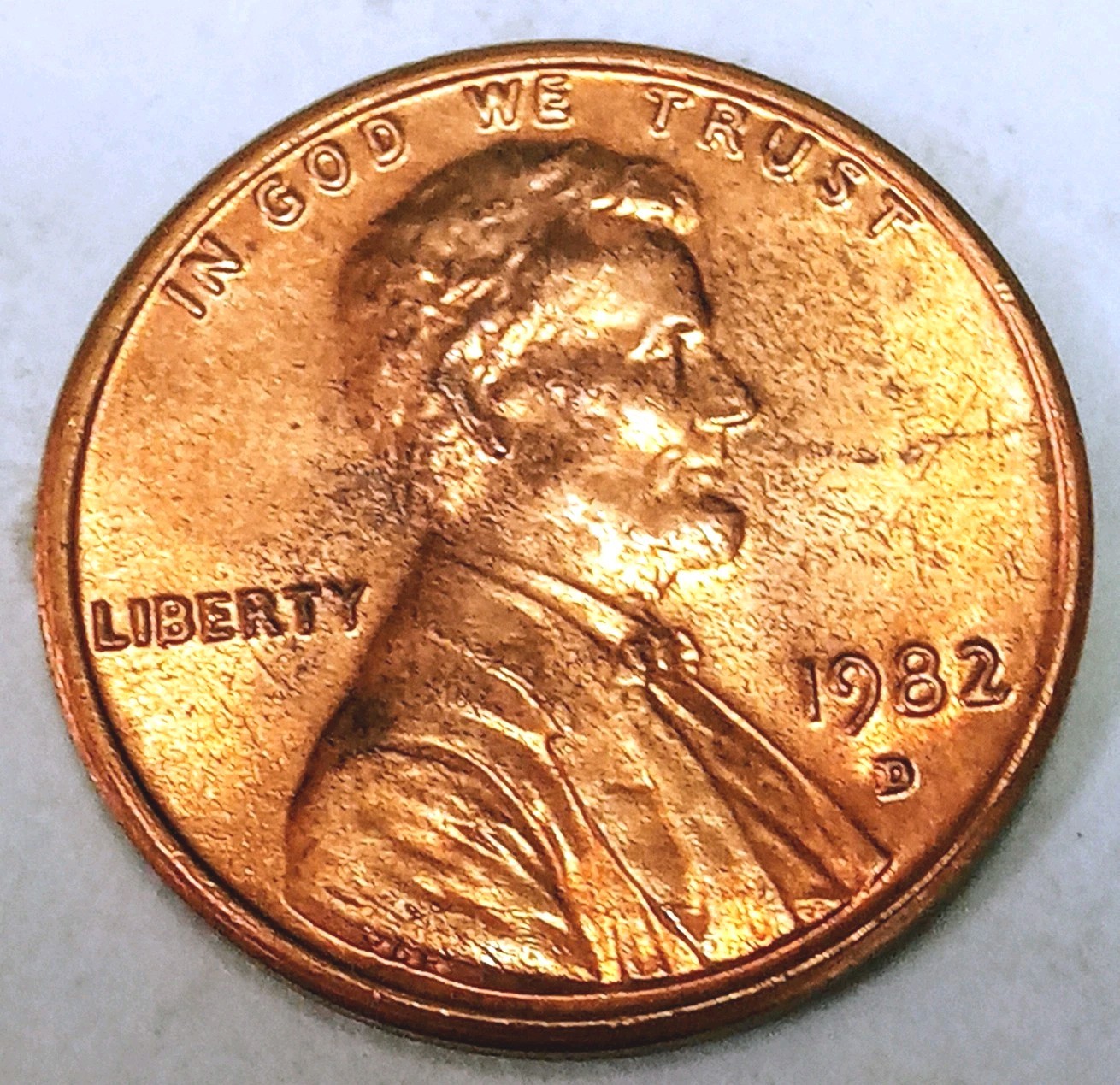 1982 D Lincoln Memorial Cent  LARGE DATE Copper UNC  Free Shipping