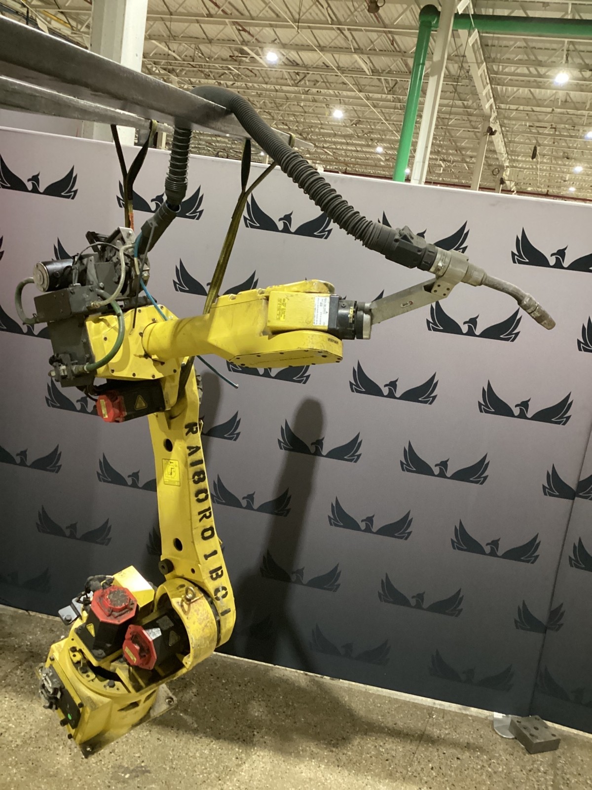 FANUC ArcMate 120iB/10L 6-Axis Welding Robot USED