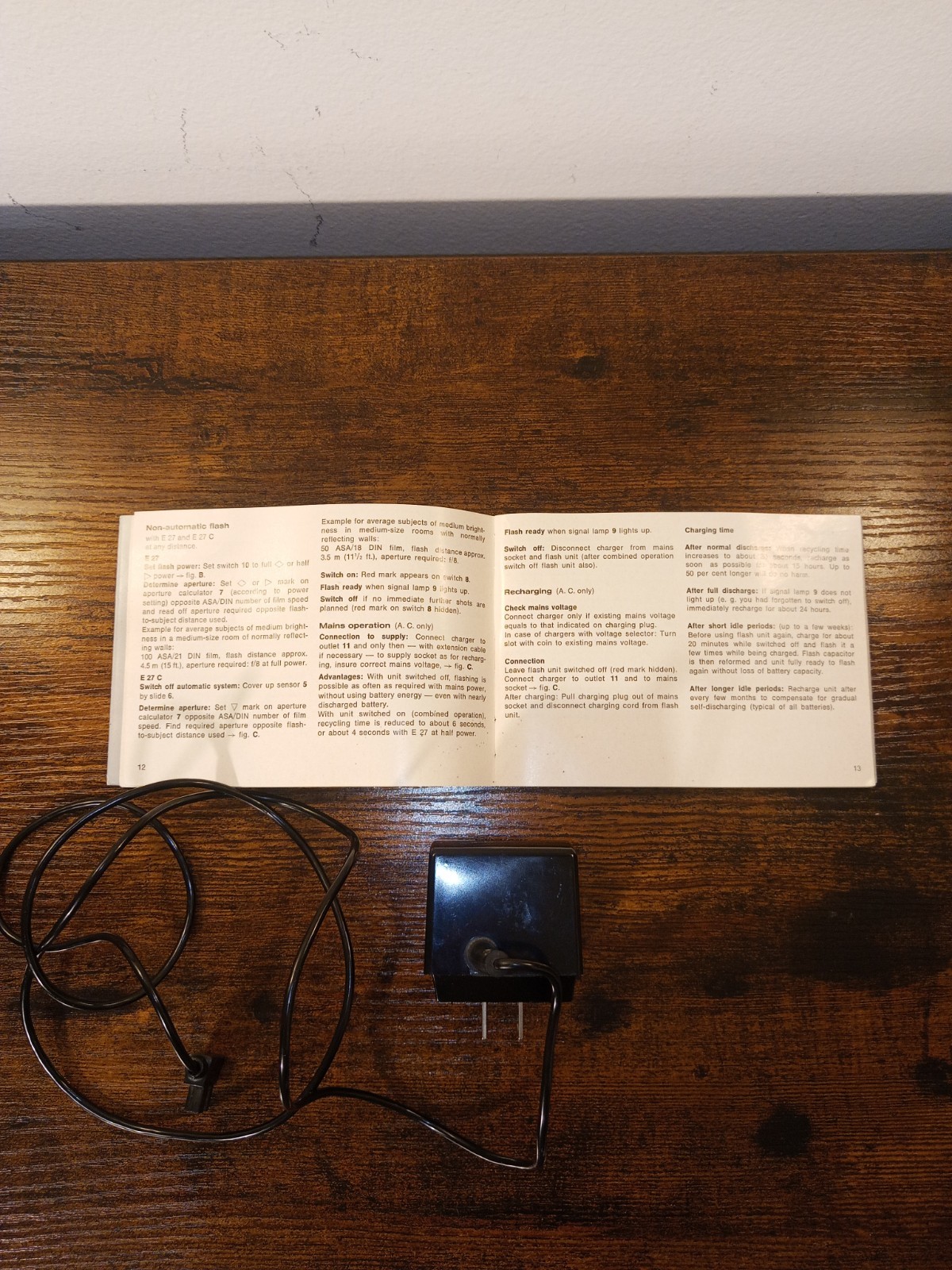 Rollie E27c Flash Unit Made In Germany Vintage Hot-shoe Mounted Elect. Compact