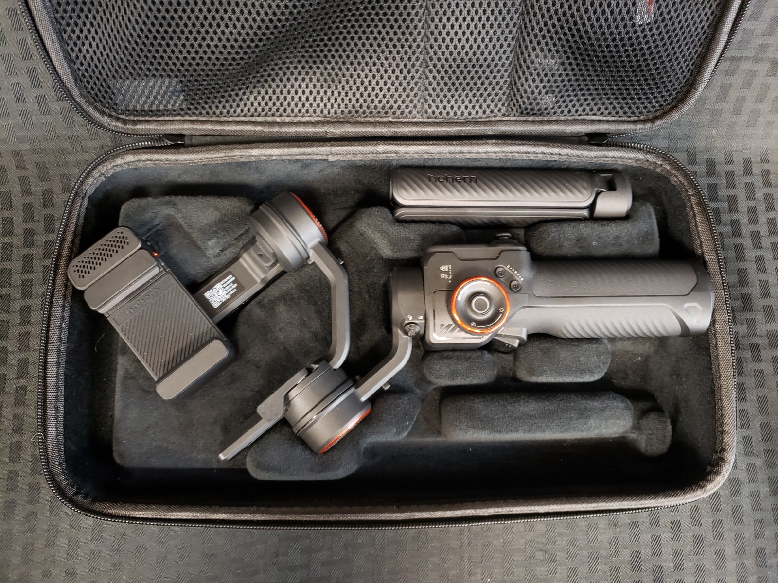 514530 - Hohem Isteady M7 Gimbal W/ Case & Extras