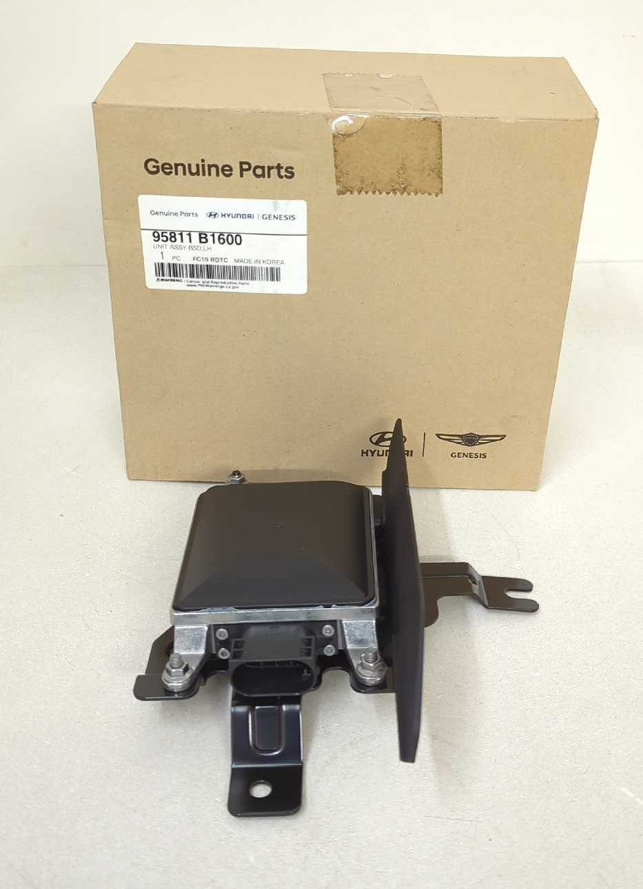 New OEM Hyundai Genesis LH Blind Spot Detection Module 2015-2020 G80 95811-B1600