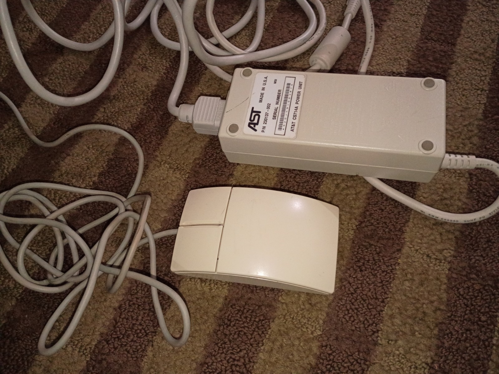 AST Advantage NB-SX25 Vintage Laptop Computer w/ Mouse, Adapter & Bag( UNTESTED)