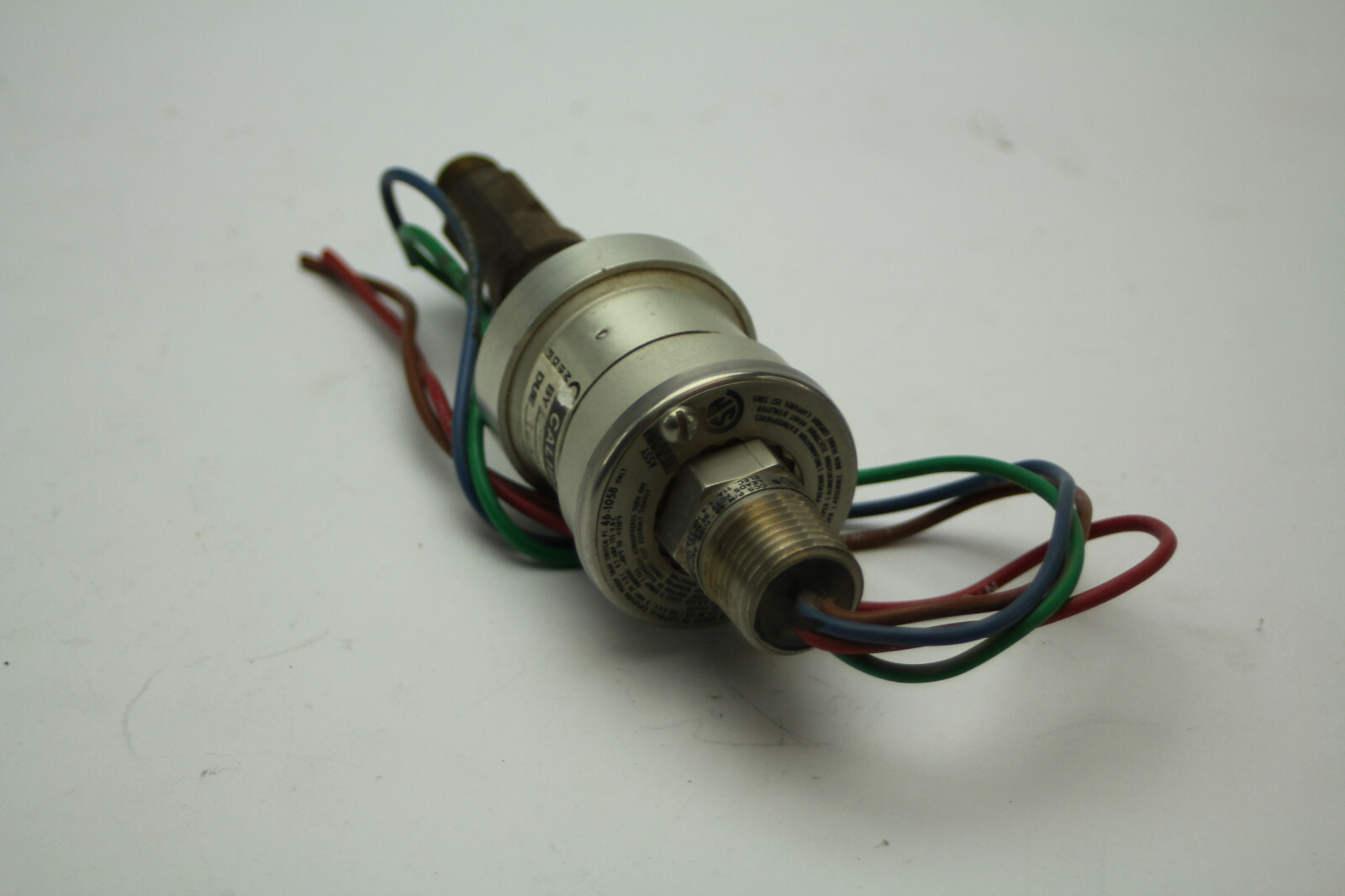 CCS 46-1058 Explosion-proof Pressure Snap Switch Mode 611 Used