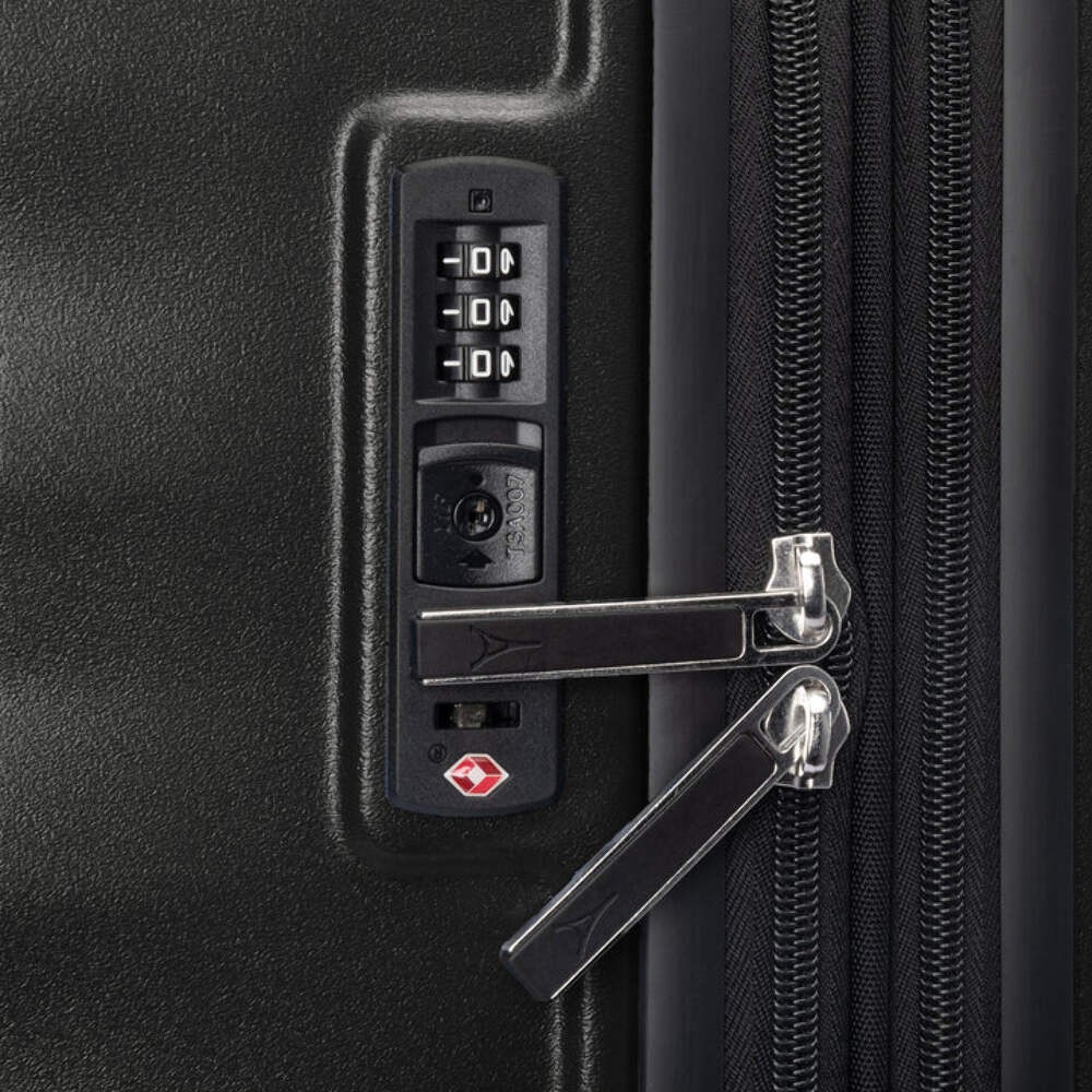Travelpro Maxlite Air V2 Carry-On Hardside Spinner - Black