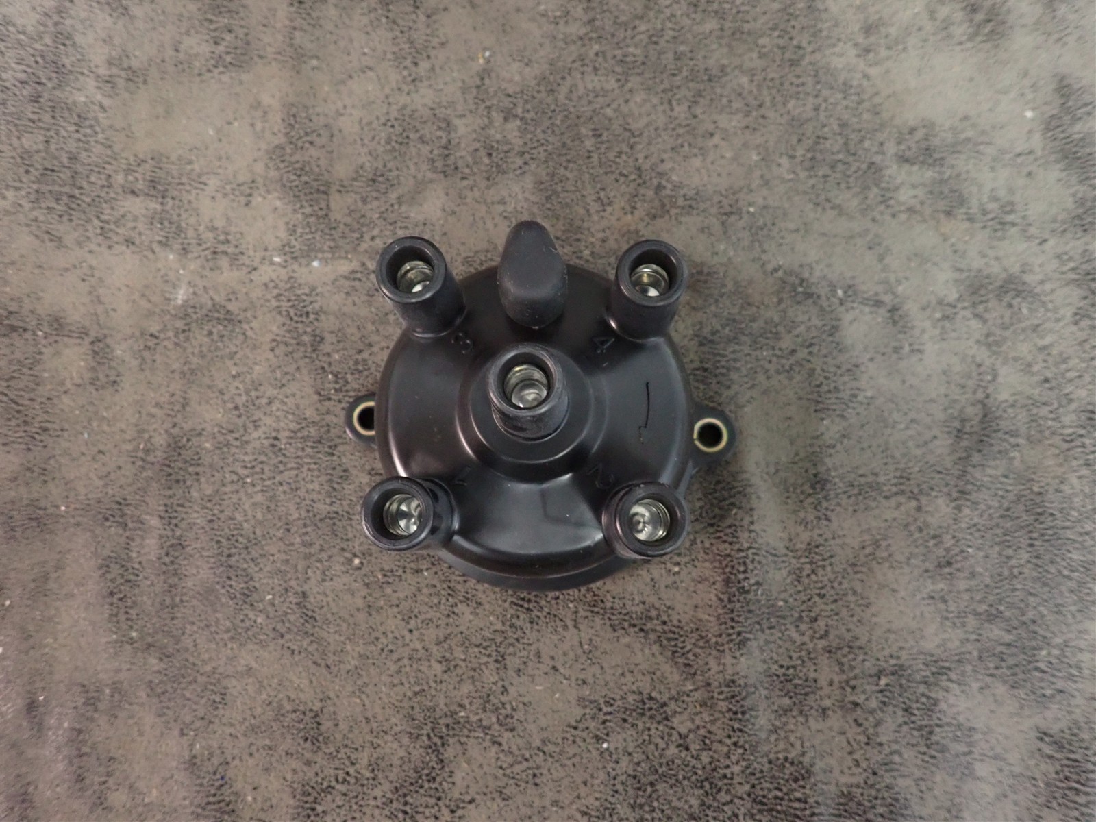 NEW WVE 5D1274 Distributor Cap (G209)