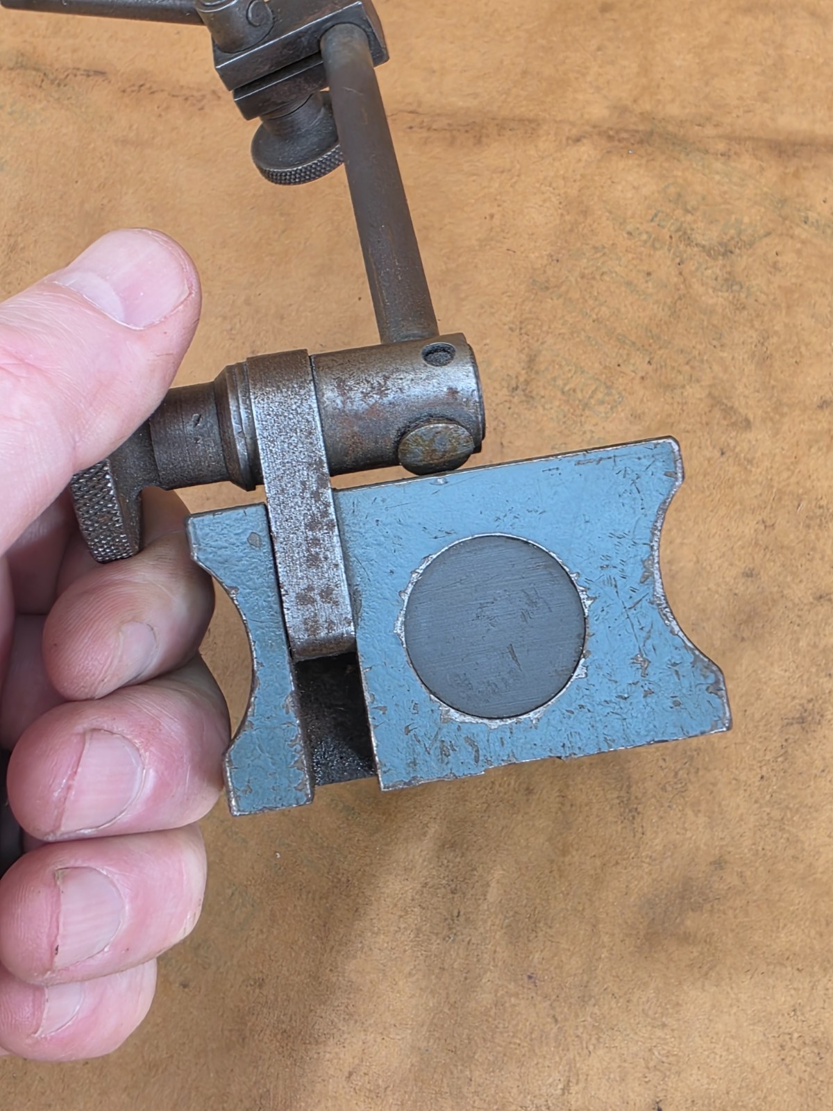 Brown&Sharpe 7743 Indicator Holder w/Magnetic Base