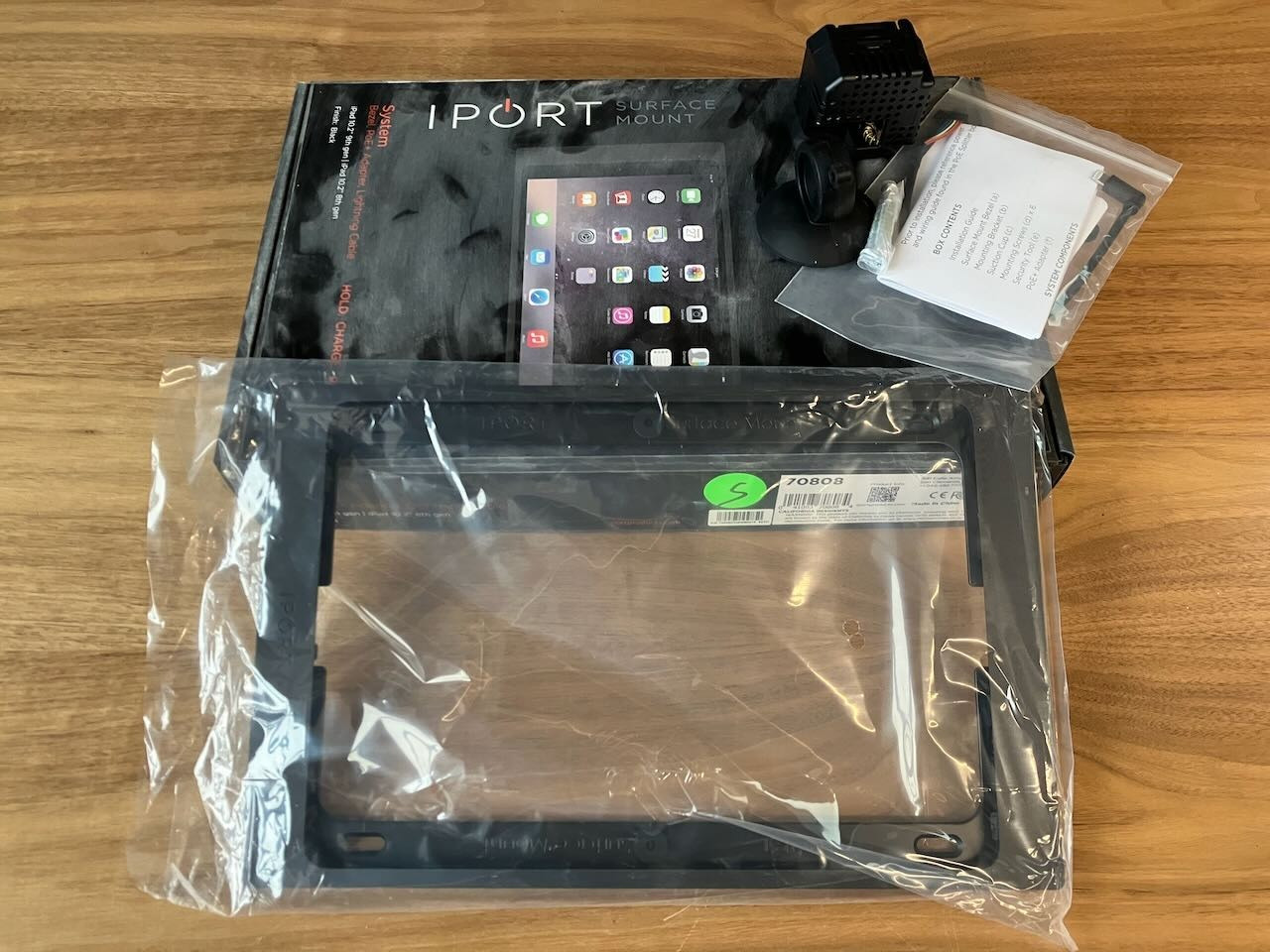 iPort Surface Mount Bezel, Black, for Apple iPad 8th/9th Gen 10.2"