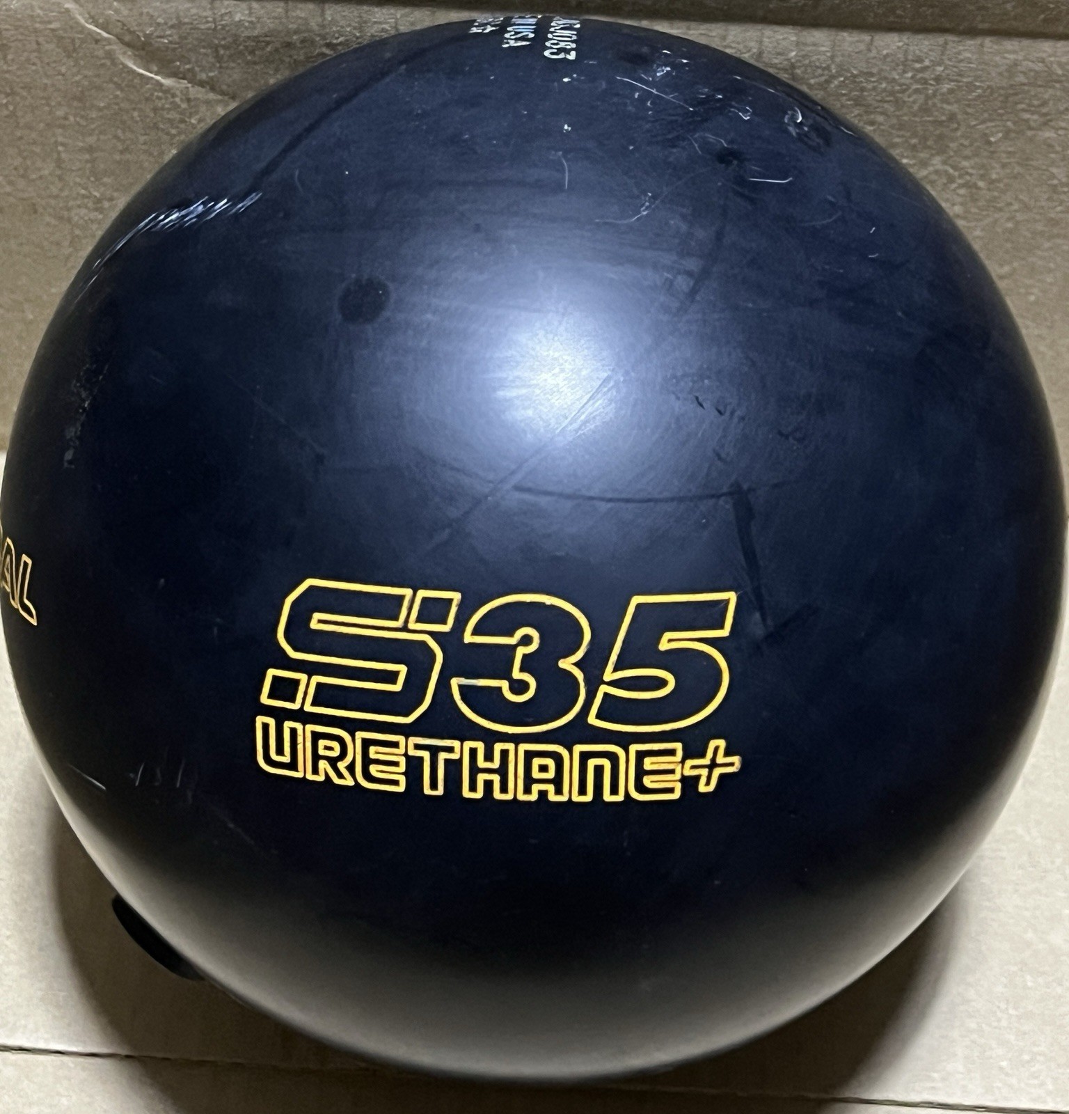 900 Global Zen U 15 lb Bowling ball Used Single Drill
