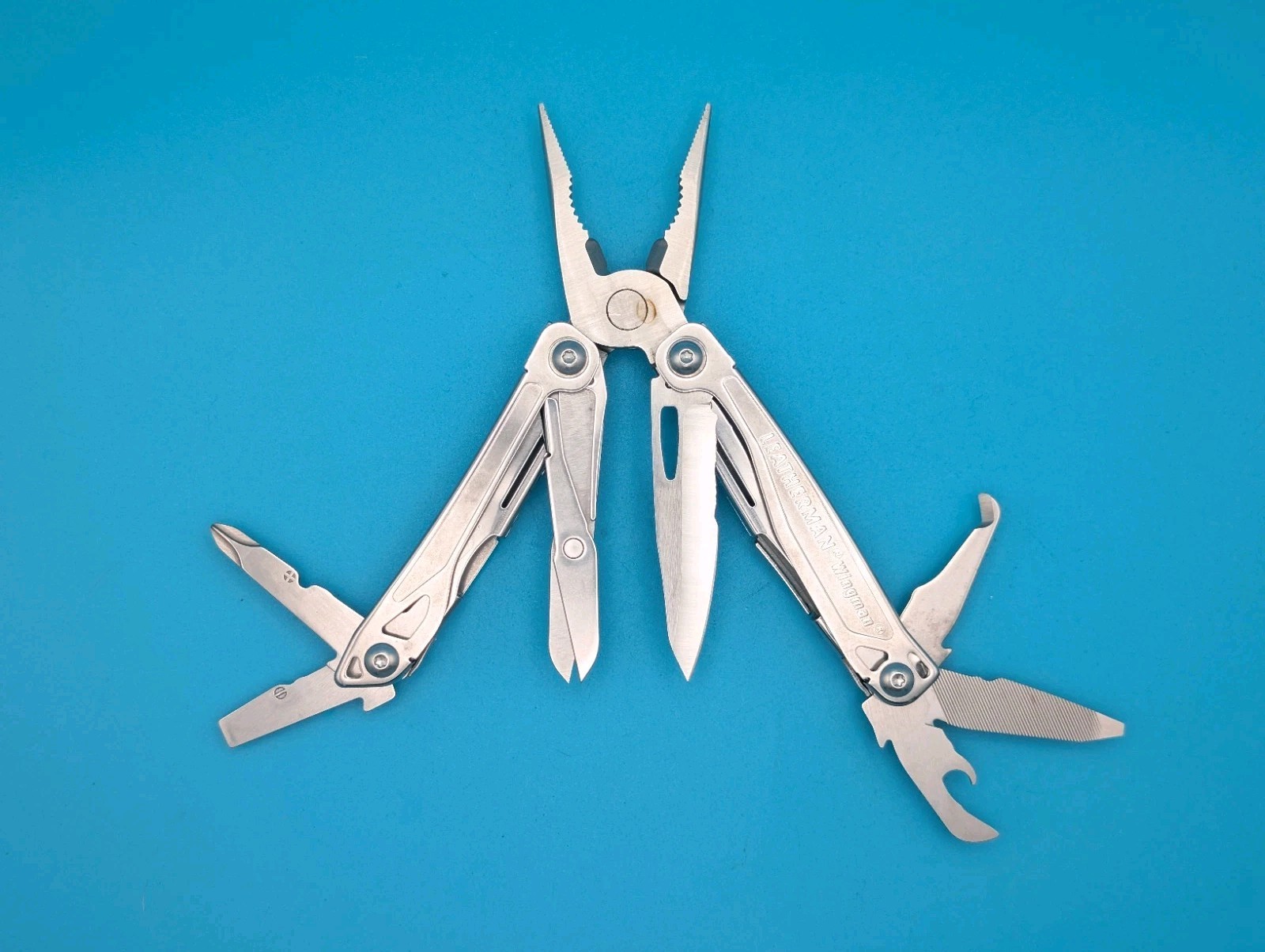 LEATHERMAN WINGMAN MULTI-TOOL! FAST SHIPPING!