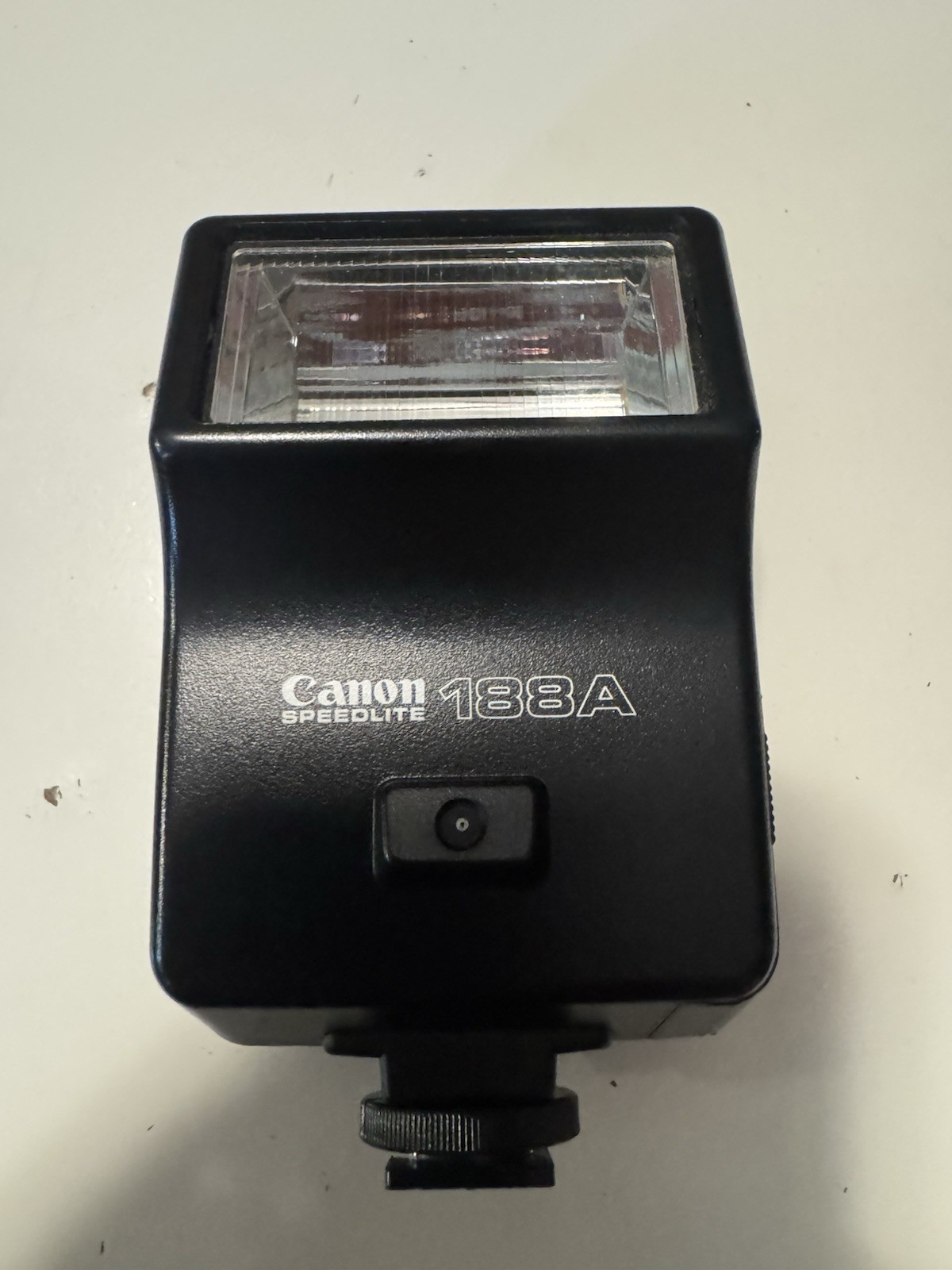 Canon Speedlite 188A Flash Unit Vintage with Case