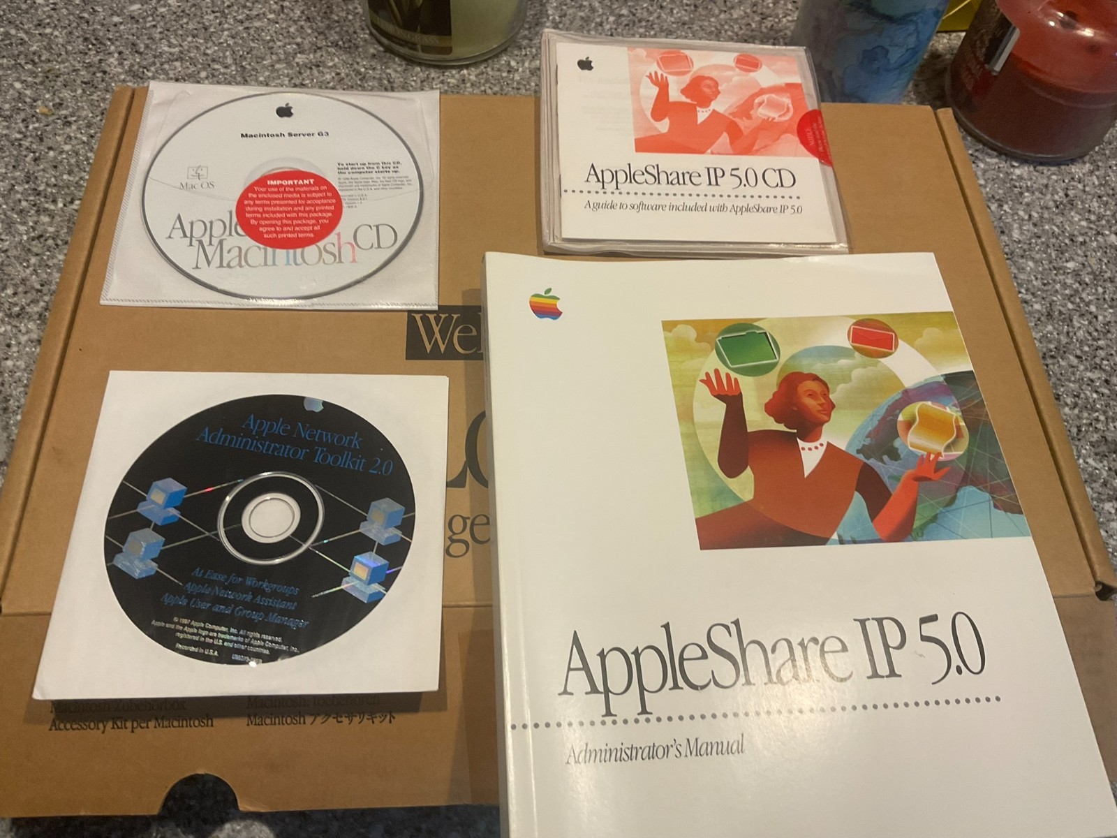 Macintosh Server G3, AppleShare IP 5.0 & MultiScan 720 Display CD's & Manuals