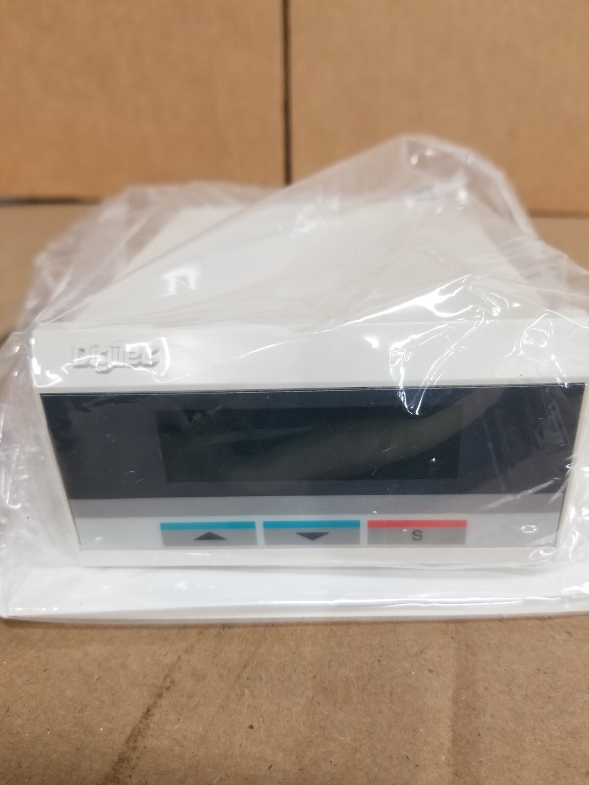 DigiTec 2862A-01X     Digital Panel Meter       Brand New in Box