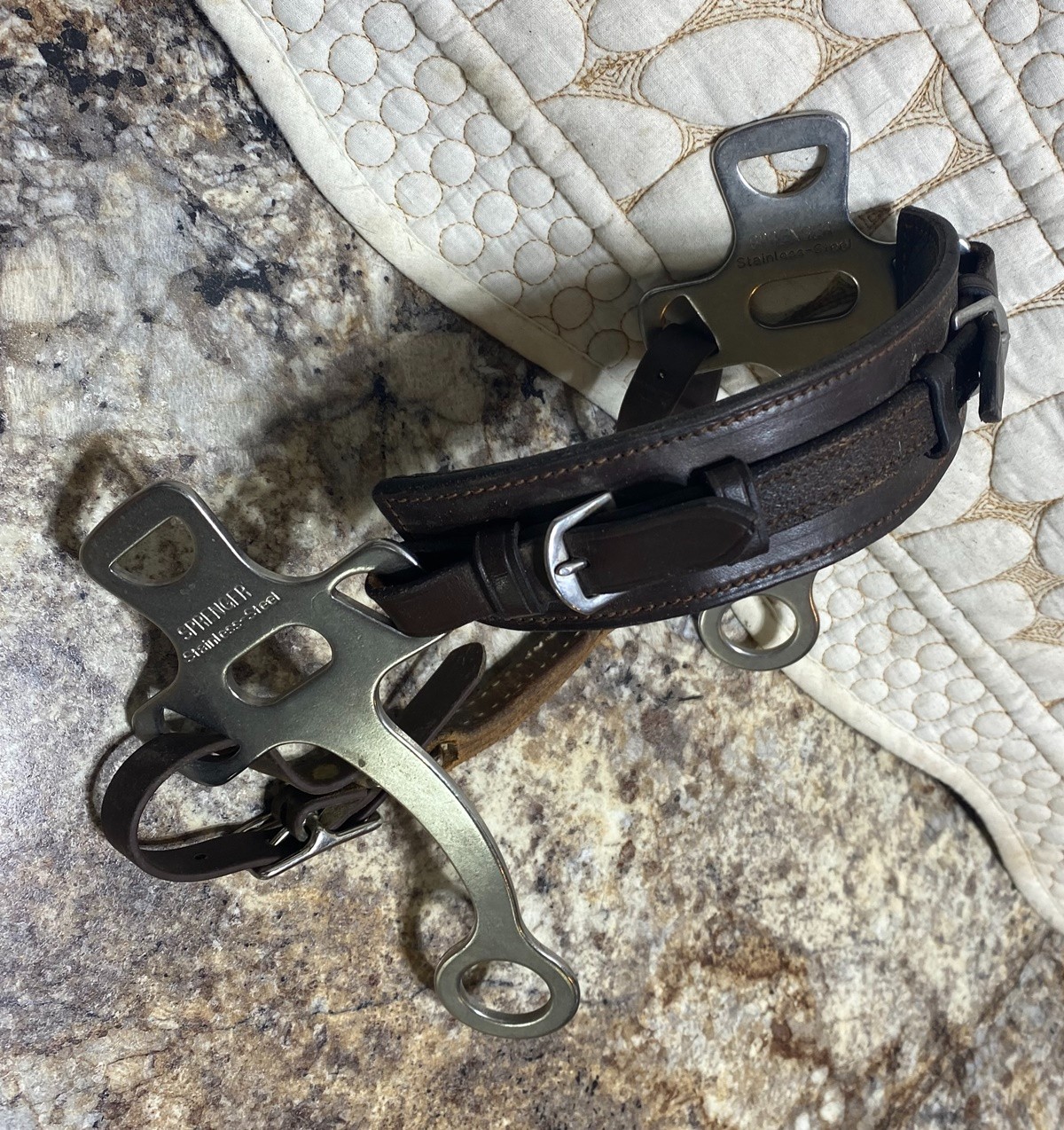 Horse HACKAMORE - Herm Sprenger Padded Leather Cavesson short shank - Bridleless