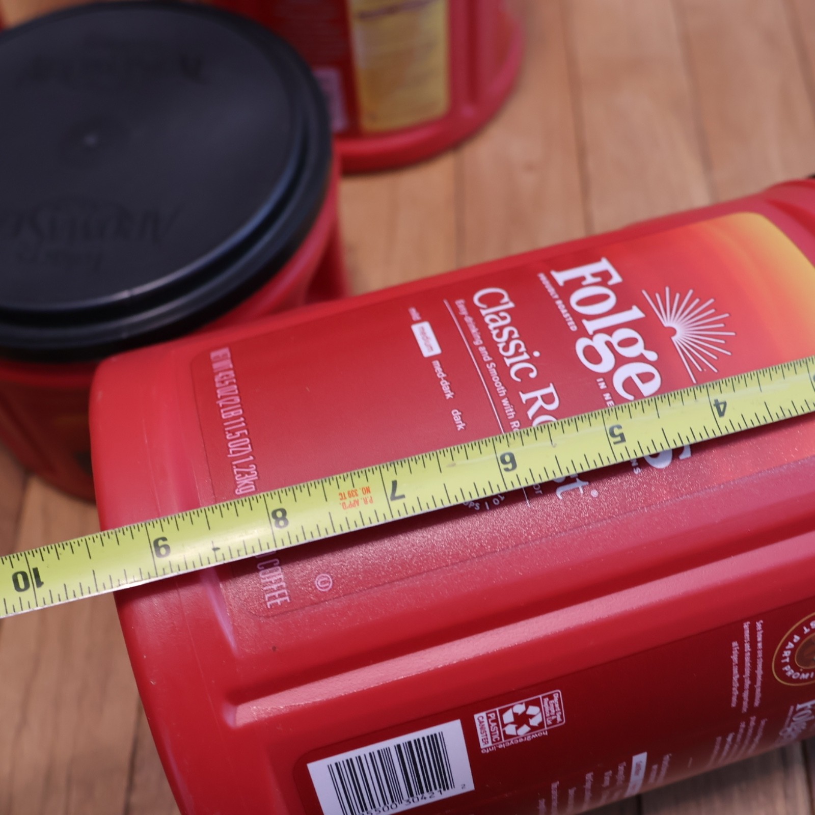 Great for Crafting 8 EMPTY Plastic Folgers Coffee Cans With Lids Clean