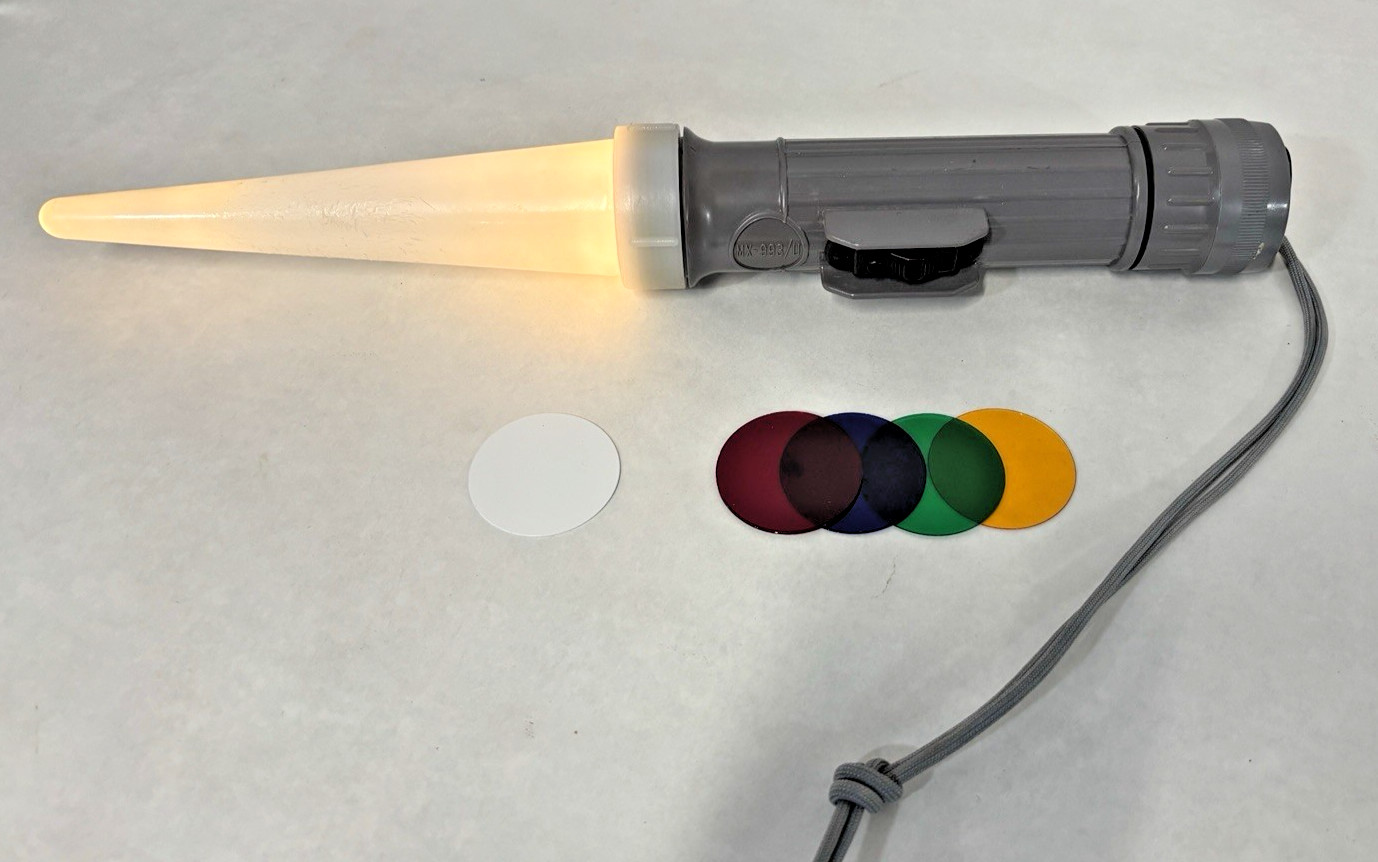 US Milatary Fulton MX993/U Signal Wand Cone Gray Flashlight w 4 Lenses Lanyard