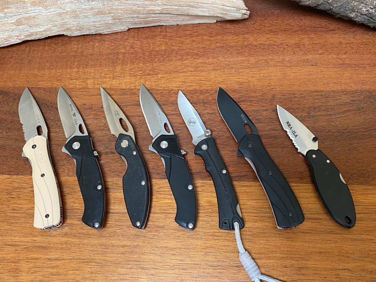 Buck Knife (Discontinued Folders) 186, 293, 430, 482 and 845     *SELECT  ONE *