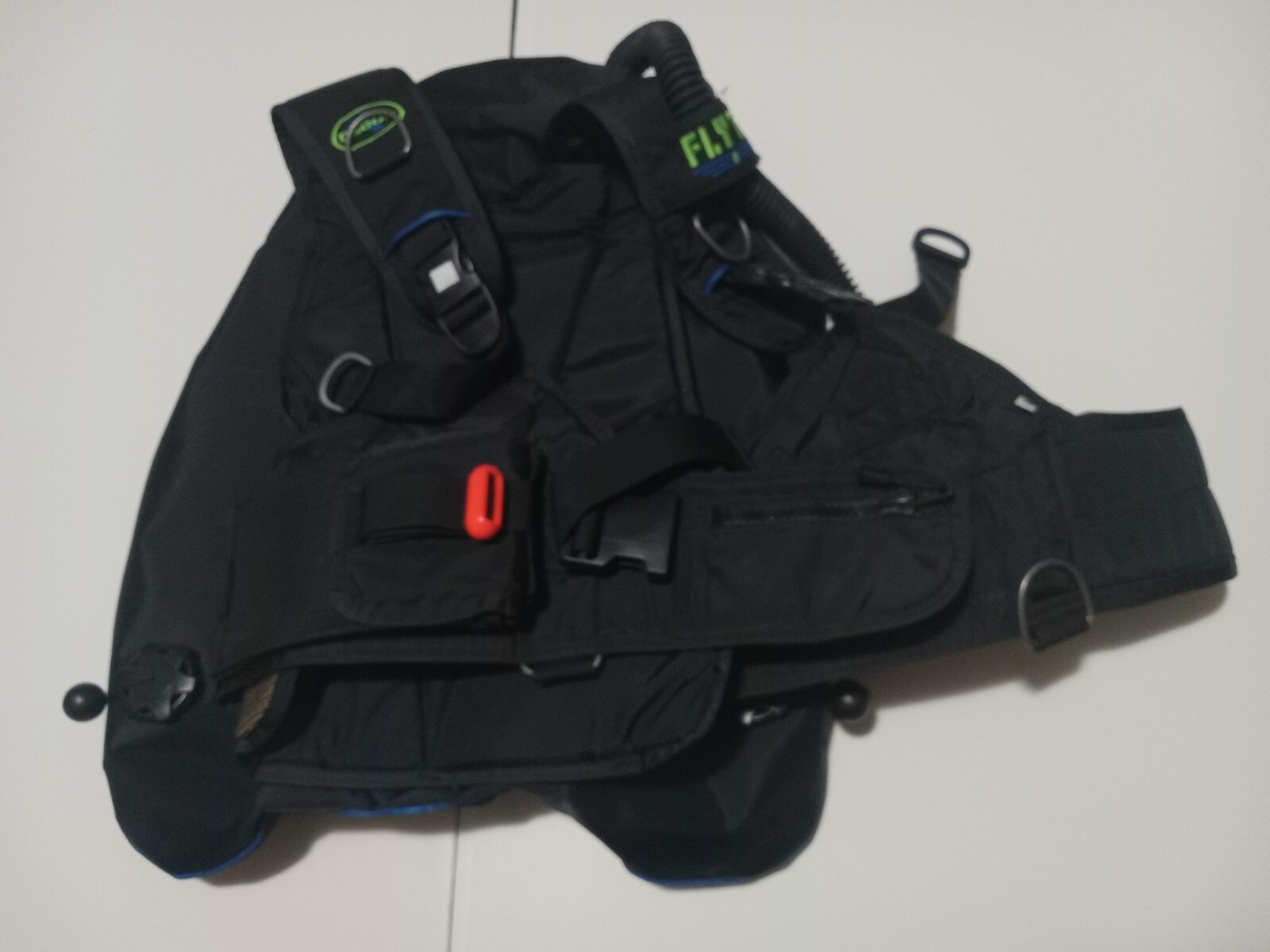 Dacor Flyt pac scuba diving bcd