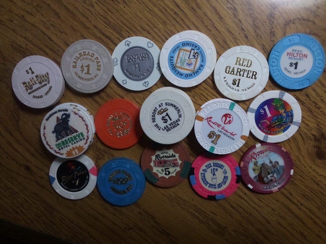 $1 CASINO CHIP - YOU PICK THE ONE YOU WANT - LAS VEGAS - RENO - NEVADA - R