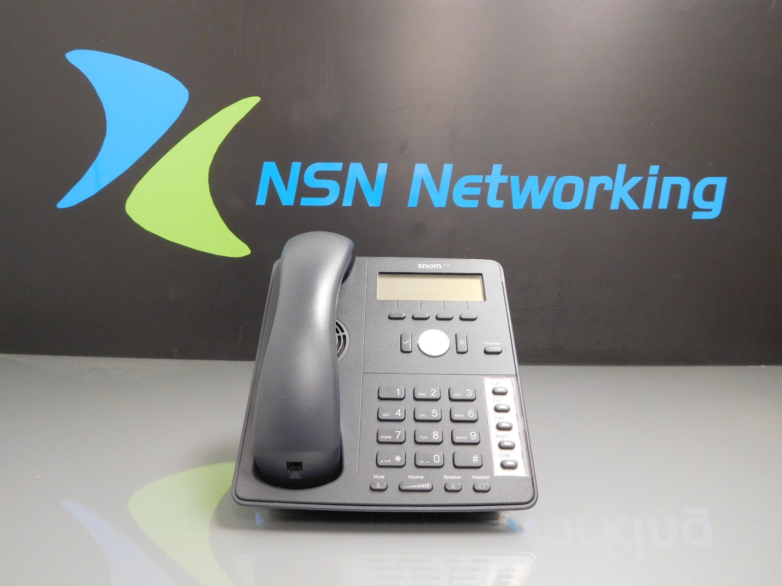 SNOM 710 SIP VoiP Black 4-Line Display Phone w/ Base Handset