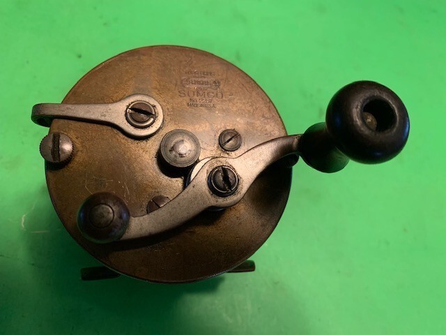 VINTAGE 4 BROTHERS SUMCO NO. 2257 250 YARD CONVENTIONAL FISHING REEL CIRCA 1930S