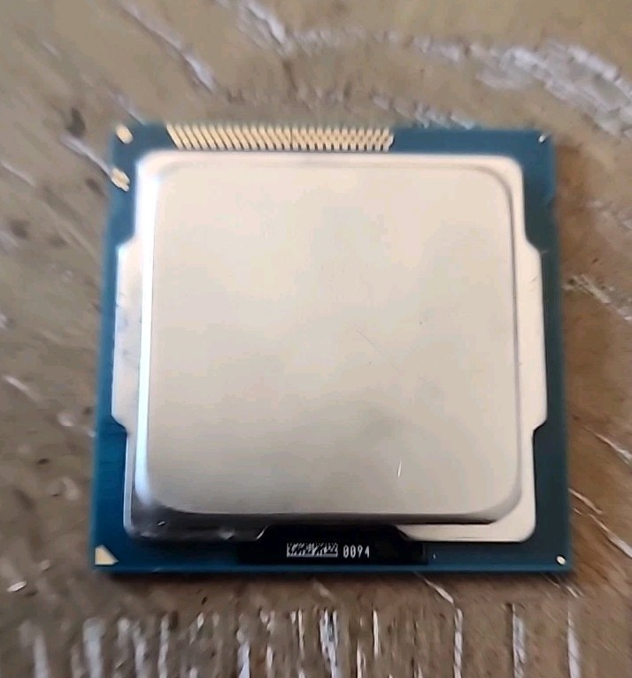 Intel Core i5-34 SR0T8 3.20 Ghz L330C028