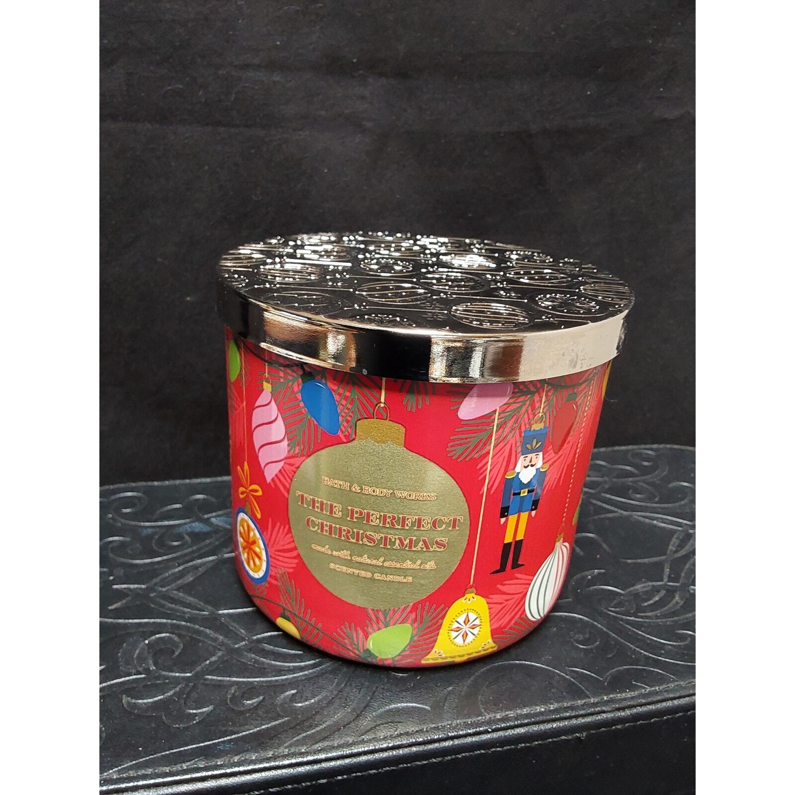BATH & Body Works 3 wick Candle The Spirit of Christmas Retail value $26.95