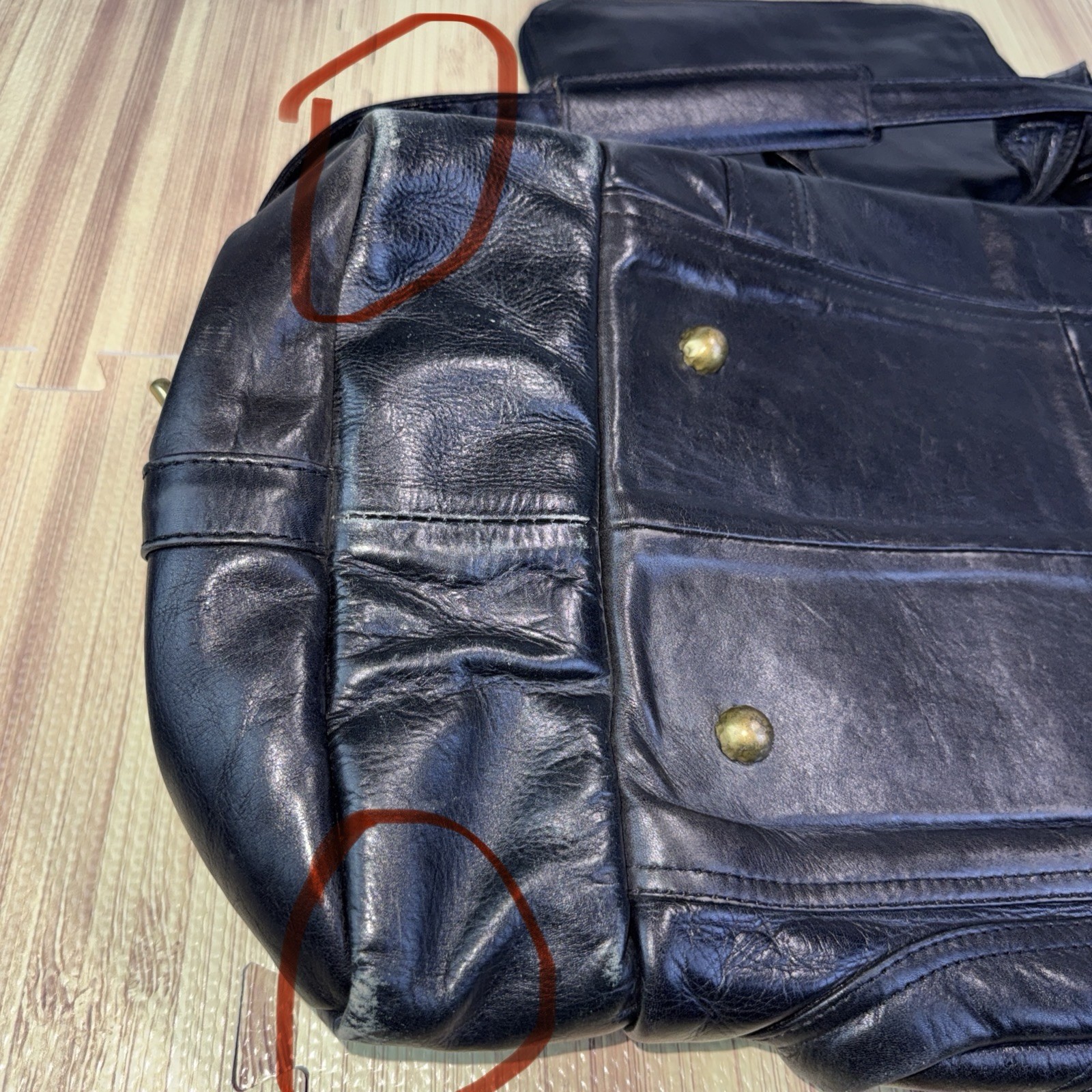 Hidedesign Leather Duffel Bag Black Weekender Shoulder Strap Compartments India