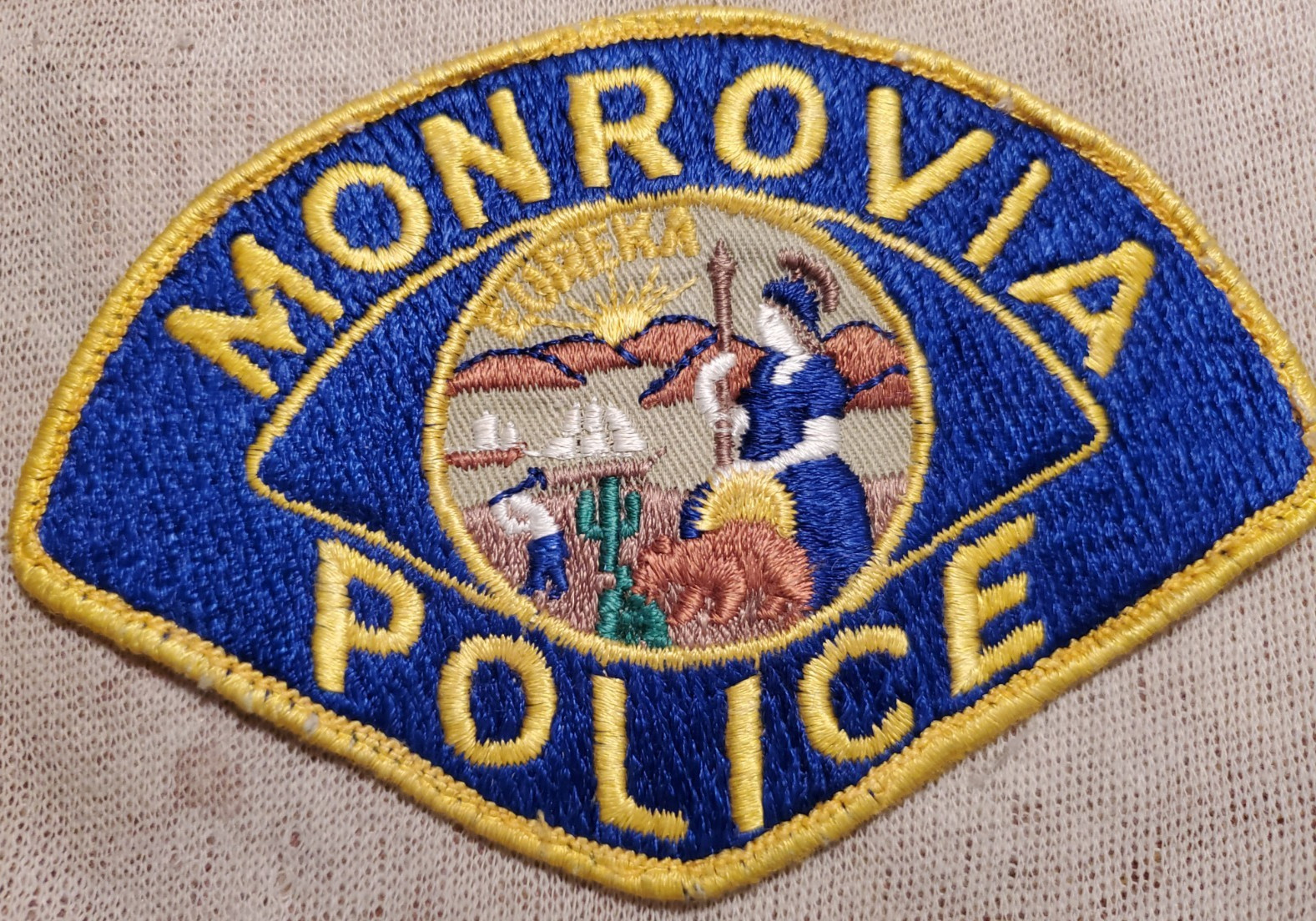 CA Monrovia California Police Shoulder Patch
