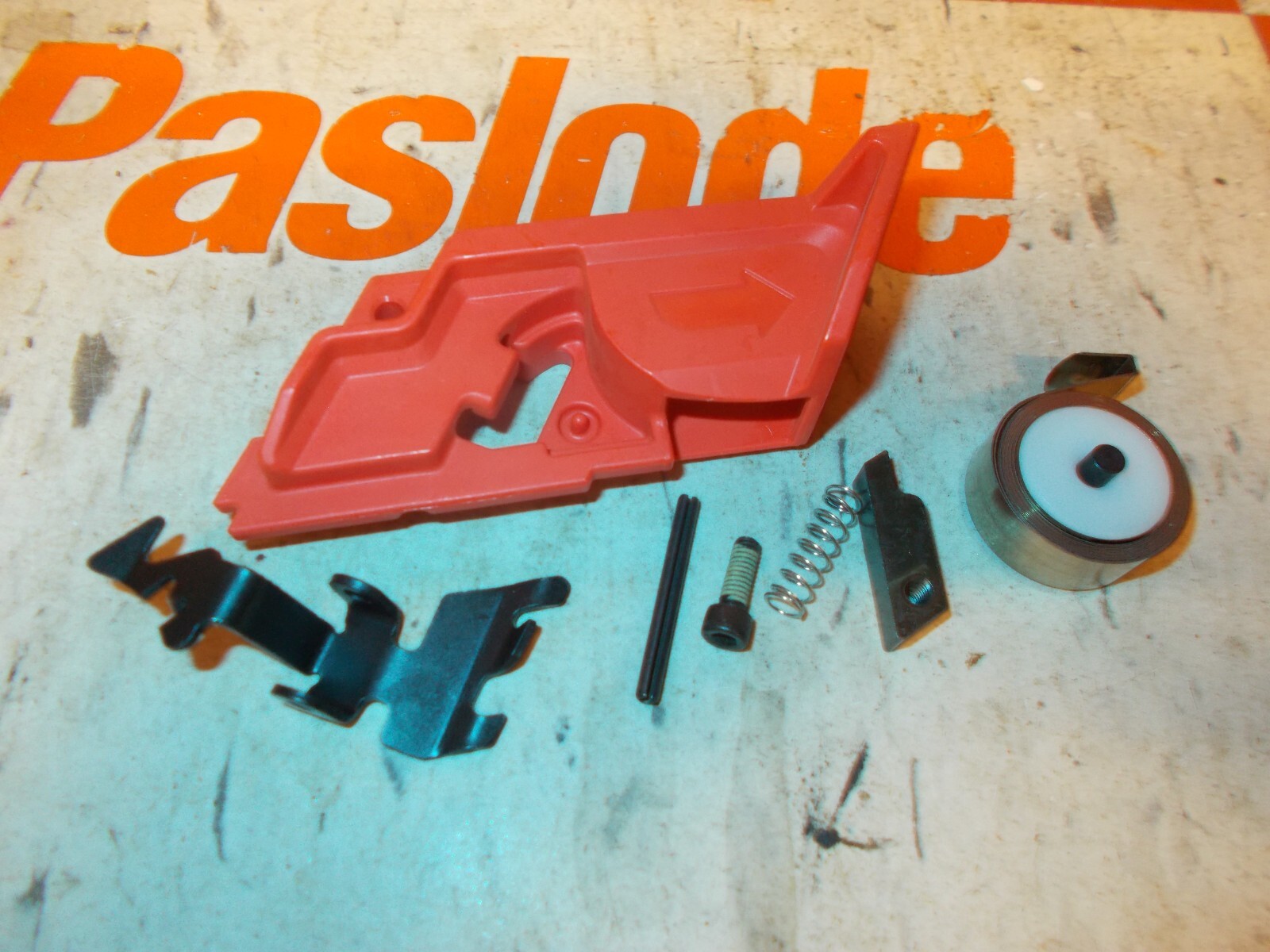 Paslode 513068 FOLLOWER ASSEMBLY(F325R)