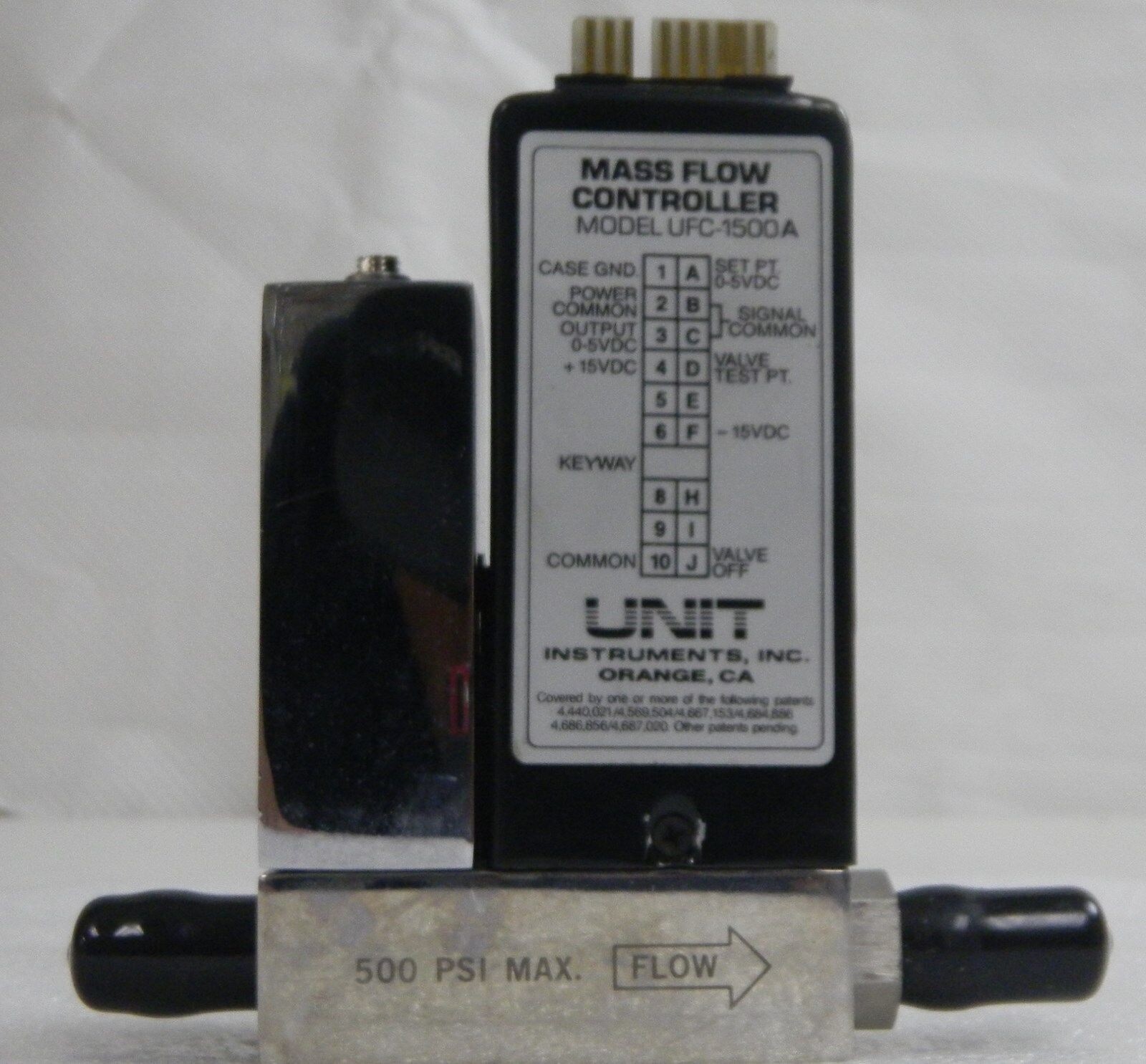 Unit UFC-1500A, Mass Flow Controller, Gas- SIH2CL2, Range- 75 SCCM, 1/4" M I/O
