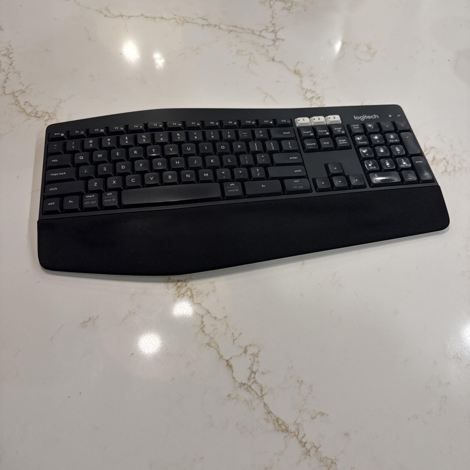 Logitech - K850 (MK850) Full-size Wireless Ergonomic Keyboard /No dongle