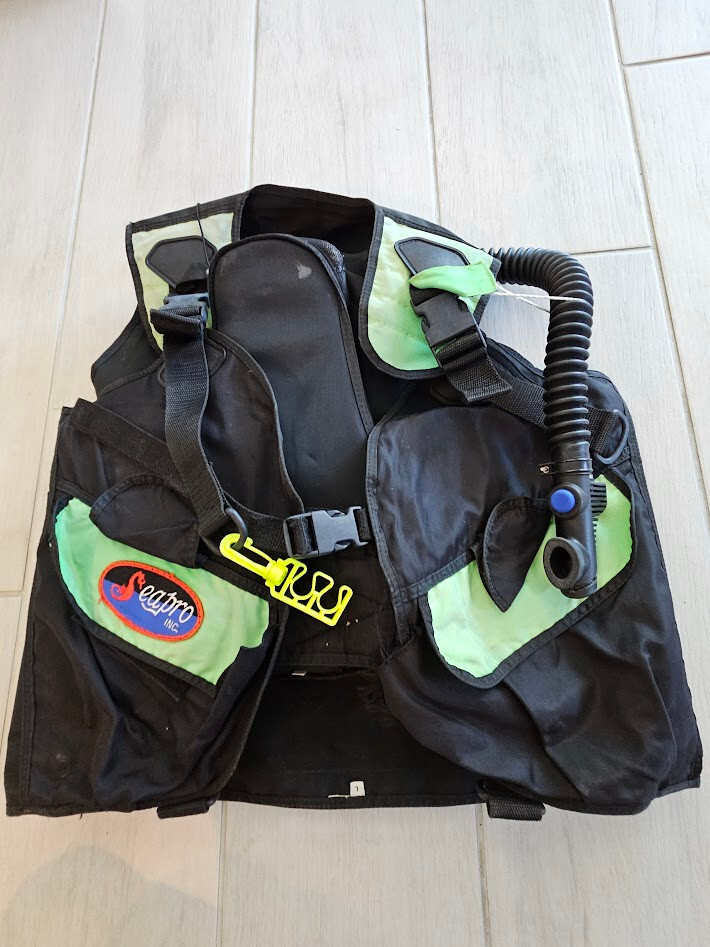 Seapro Inc Scuba Diving BCD Vest Large