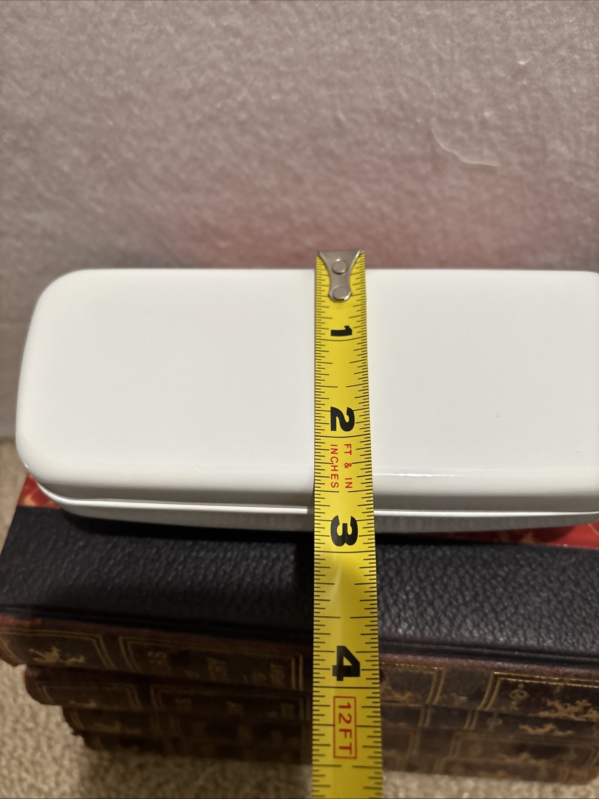 Nine West White Hard Clamshell Eyeglasses Case Black Felt Lining 6”