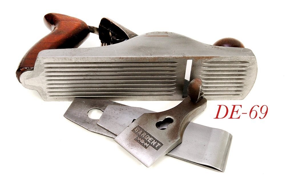very nice SARGENT TOOLS 409 C corrugated wood plane tool