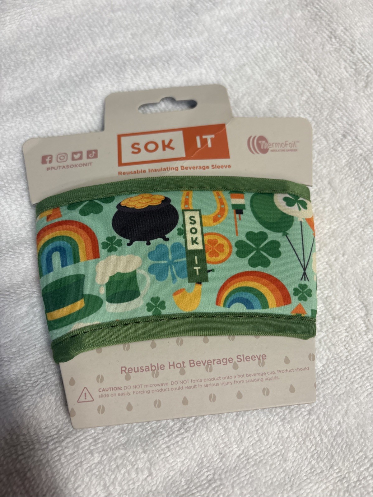Sok-it Reusable Insulating Beverage Sleeve Thermafoil St. Patricks Clover NWT