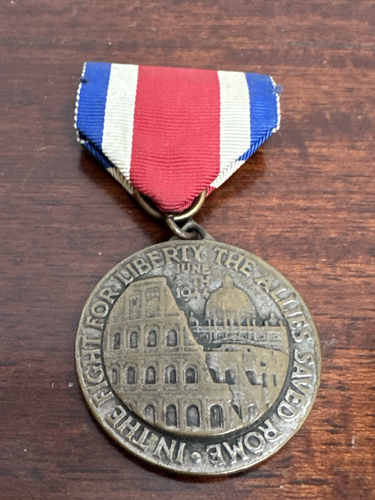 Original Rare WWII Italian Liberation Of Rome Medal W/Vintage Broach