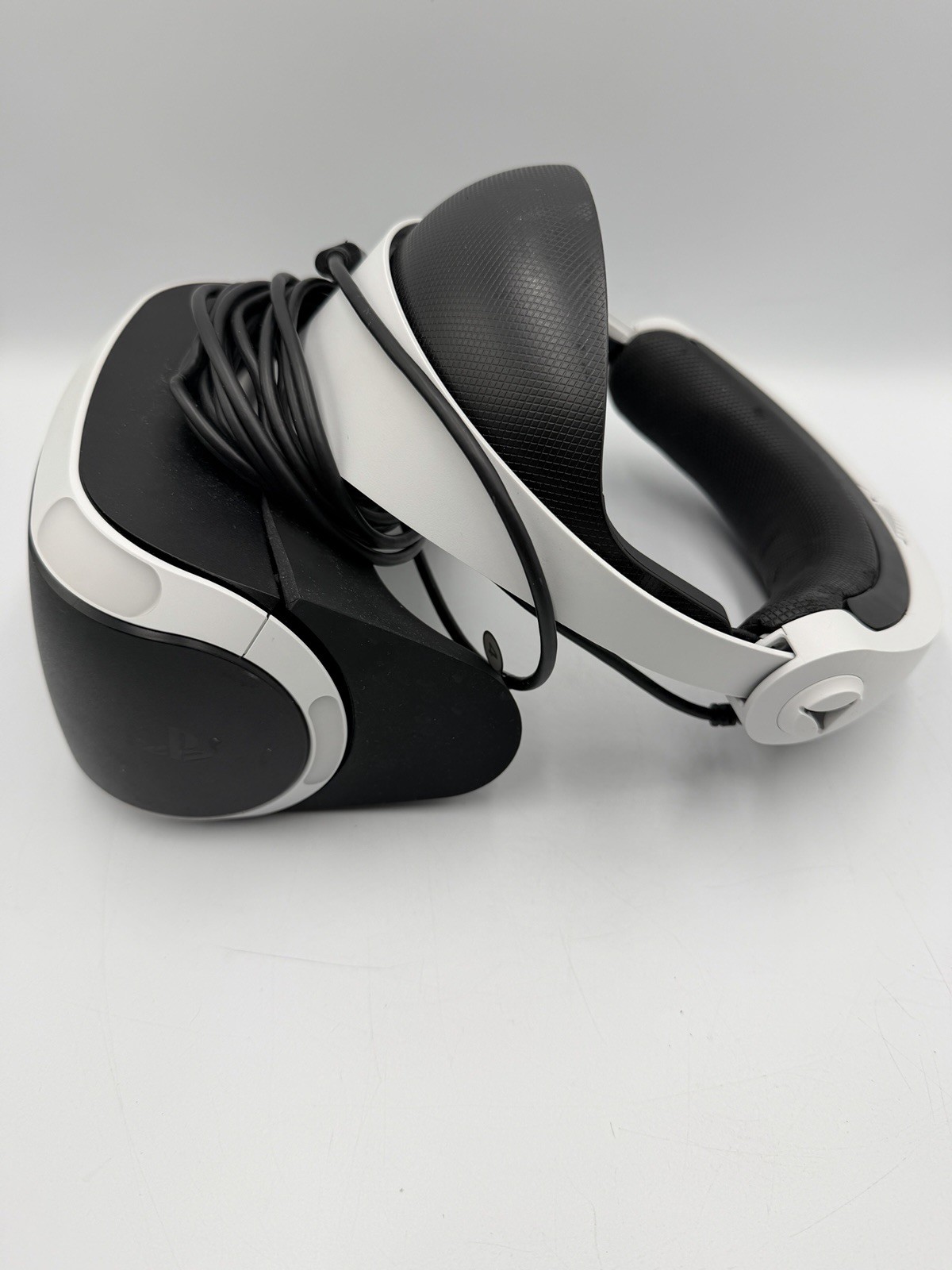 Play Station VR Headset And Controllers
