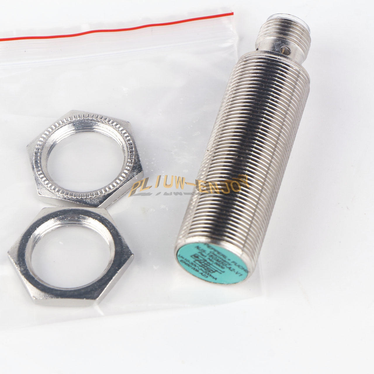 1PC New Pepperl+ Fuchs NJ5-18GM50-A2-V1 Inductiver Sensor NJ518GM50A2V1